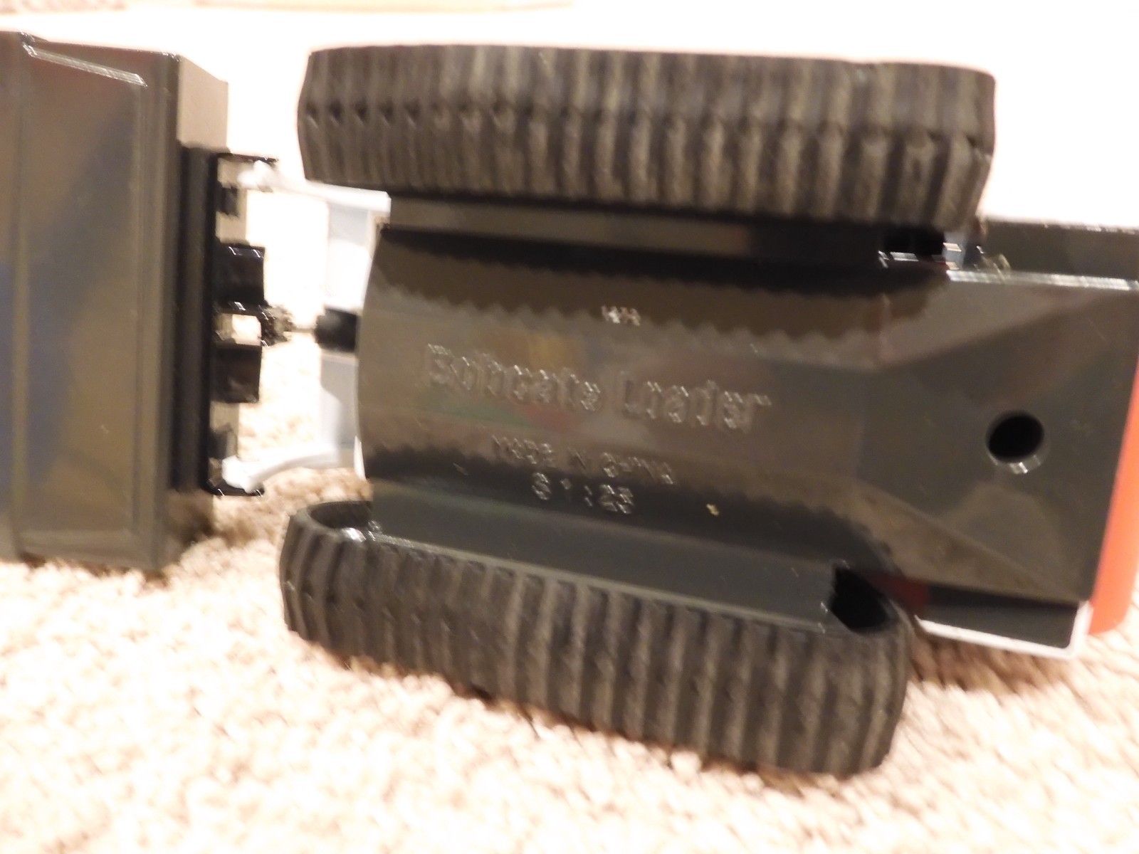BOBCAT T200 COMPACT TRACK LOADER 1:25 SCALE DIECAST MODEL