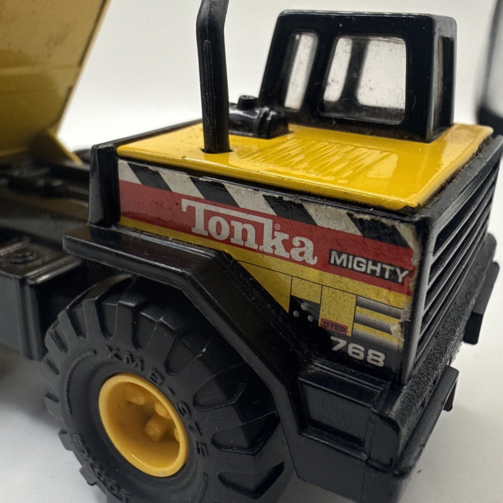 Vintage 1998 Hasbro Maisto Tonka Mini Mighty Dump Truck 768