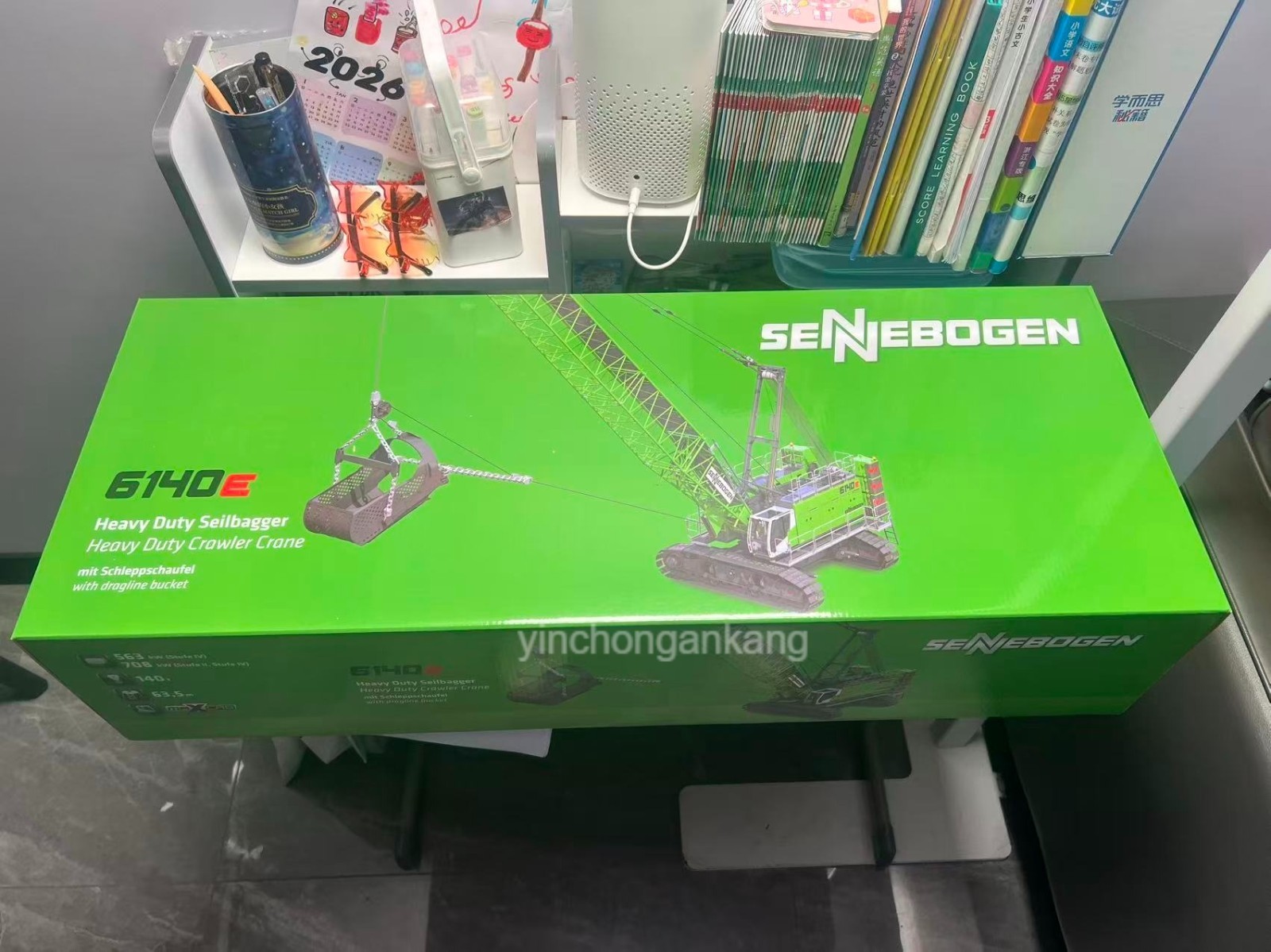 Sennebogen 6140E HD Crawler Crane Clamshell – Ros 1:50 Scale Model