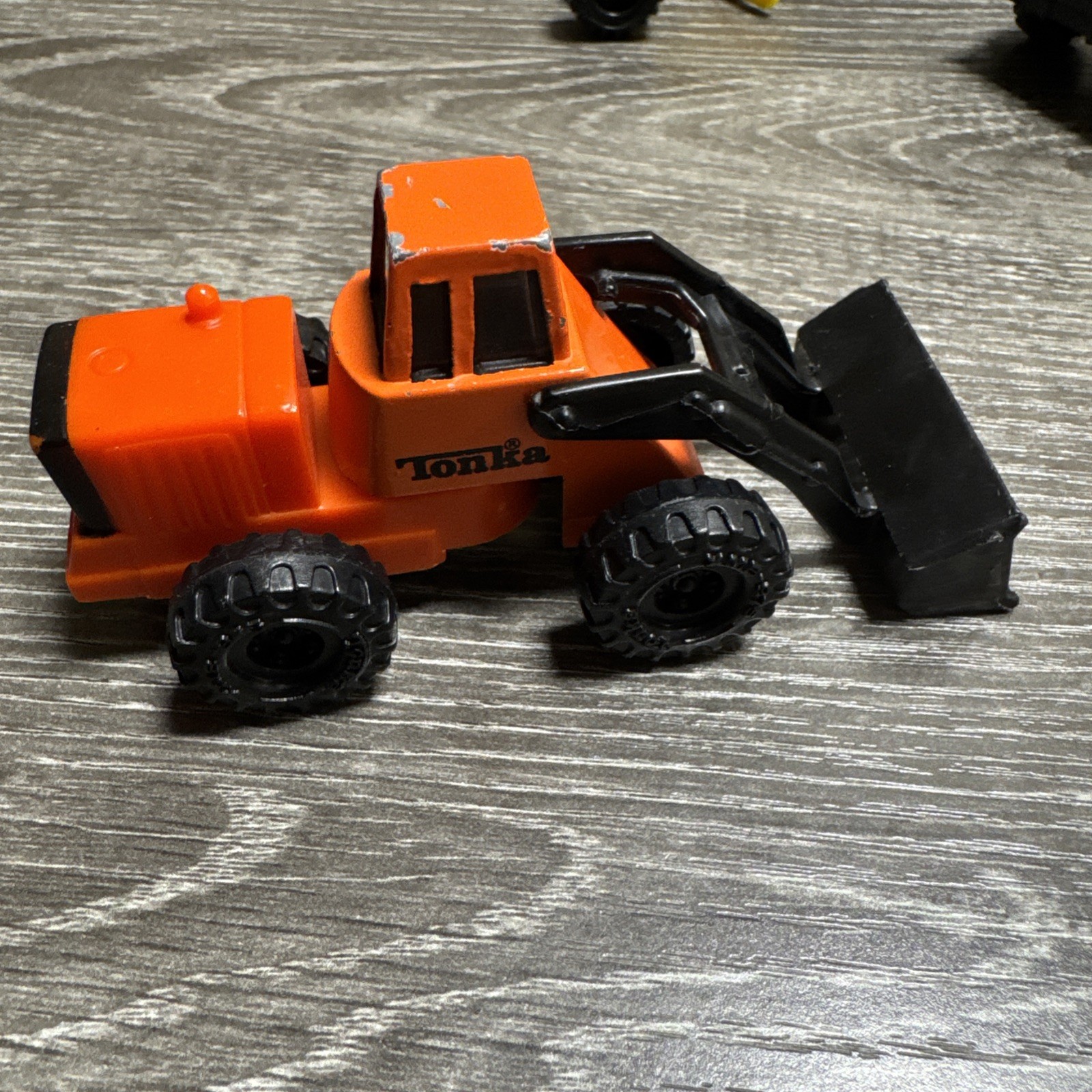 Vintage 1992 1994 Tonka Lot of 4 Construction Vehicles Green Orange Yellow