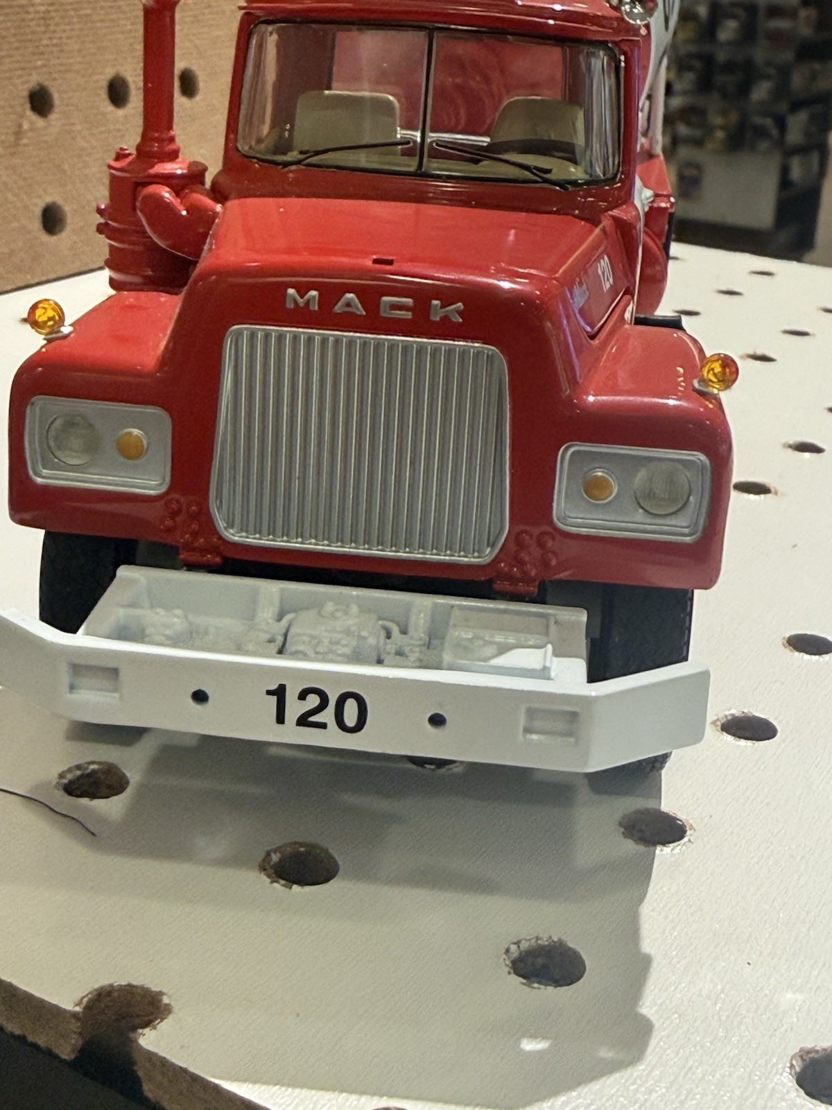 1st First Gear 1/34 Mack R Model Mixer Truck Geiger 19-2604