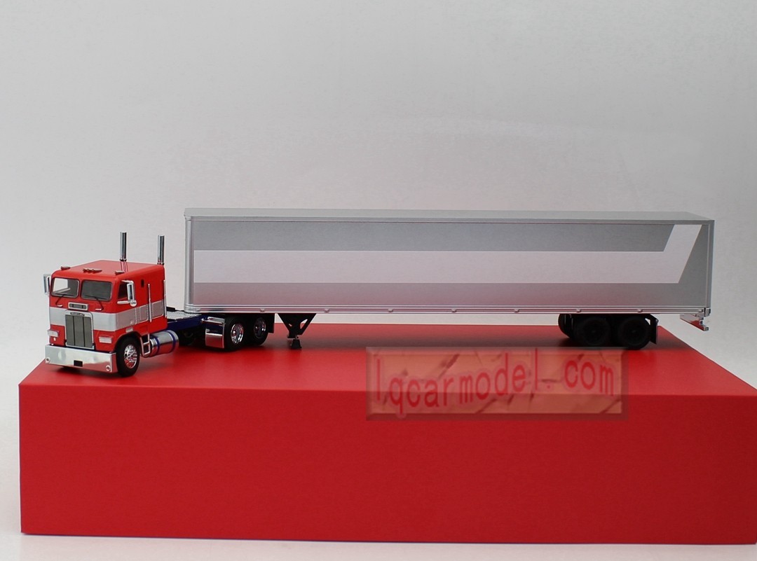 1/64 596 2026 HEC Peterbilt Optimus Prime Truck Car model Diecast