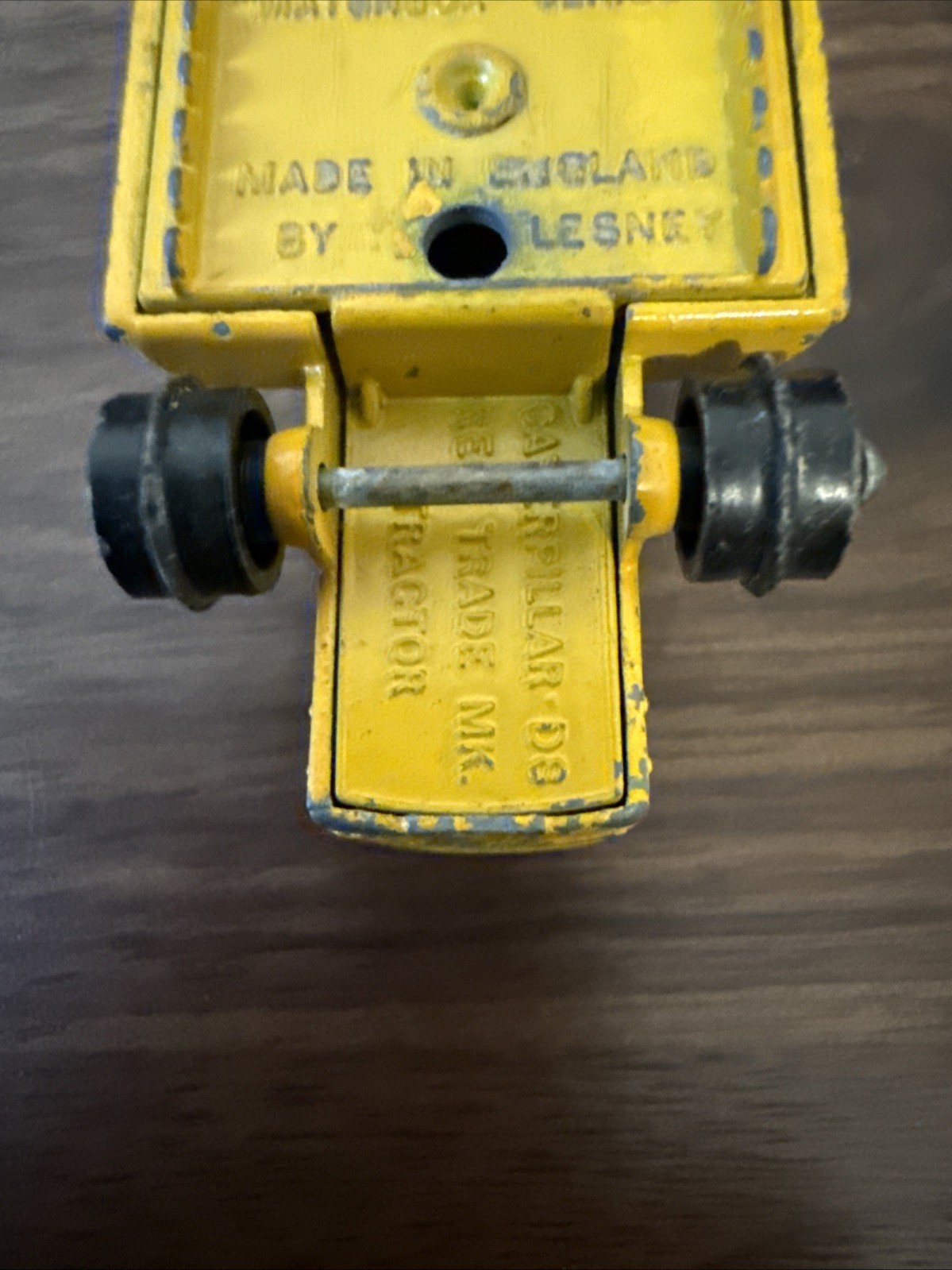 VINTAGE MATCHBOX Series #8 CATERPILLAR D8 TRACTOR MADE IN ENGLAND BY LESNEY 1964