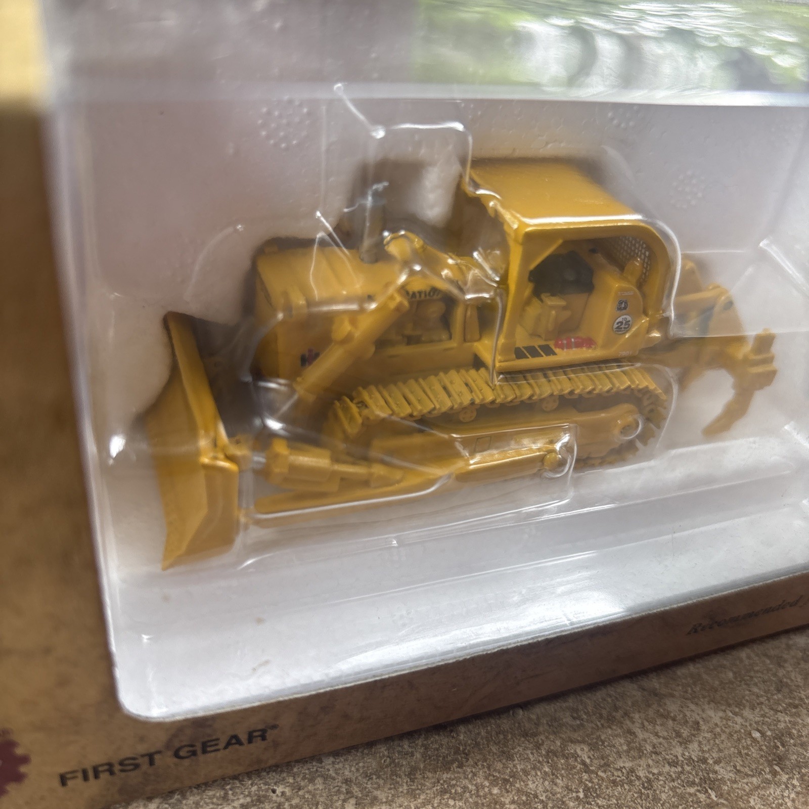 FIRST GEAR 1:87 INTERNATIONAL TD-25 Crawler Dozer w/Ripper US Forestry NIB