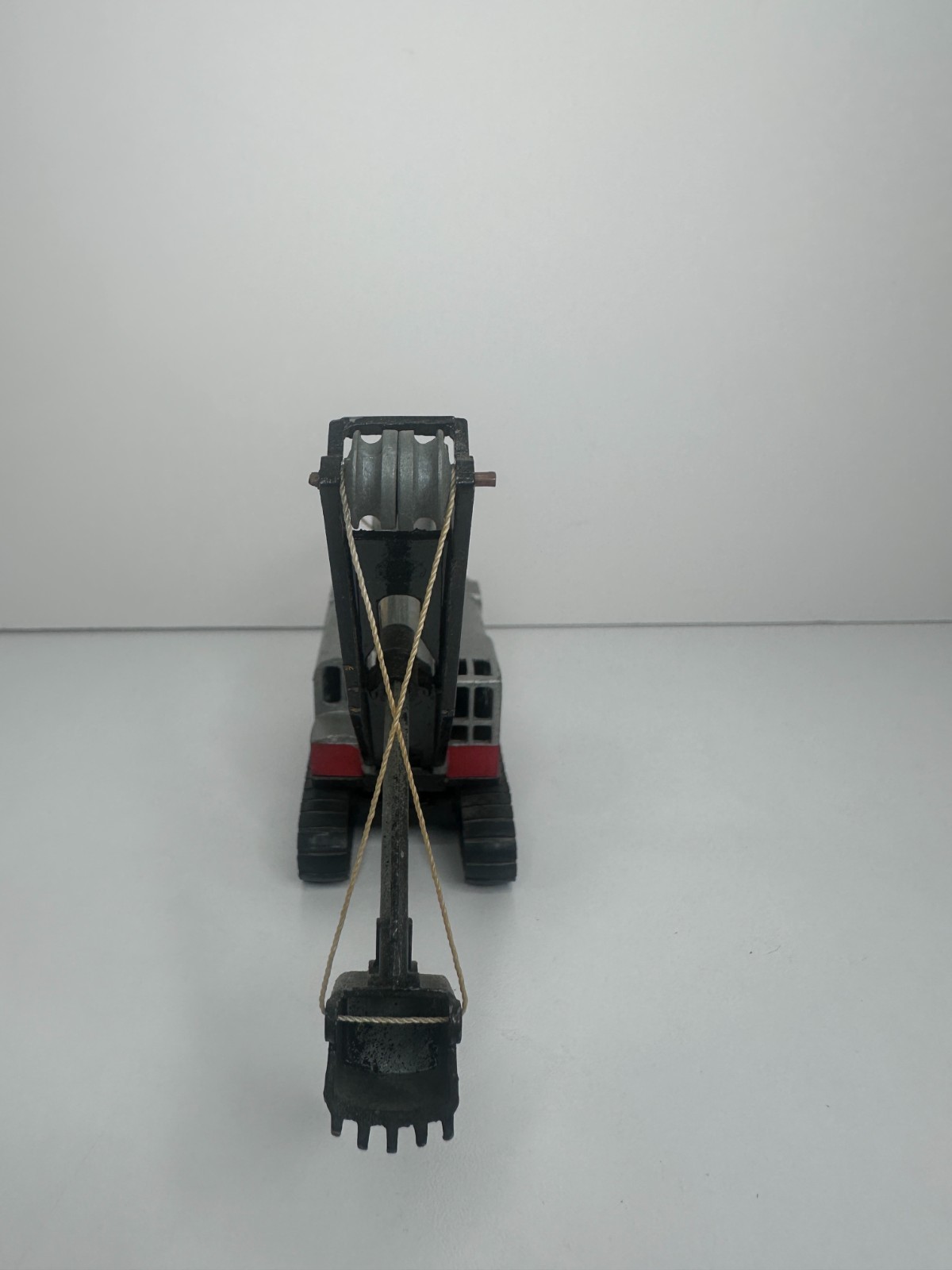 Lima 2400 Crawler Shovel by Lit’l Toy