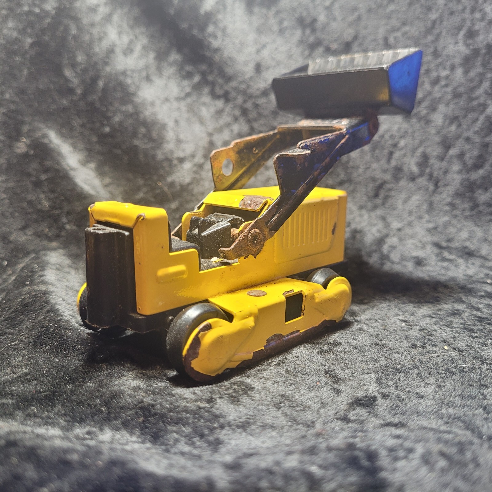 Tonka Vintage Bulldozer I FOUND IT & MANY OTHER OLD TOYS I LIST SOON.SAVE SELLER