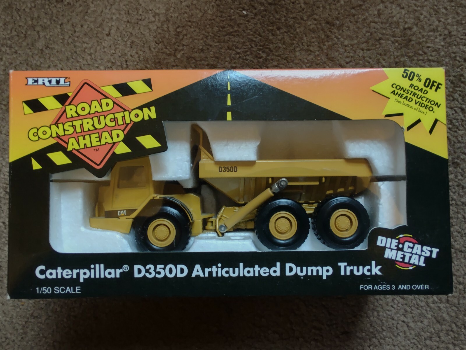Ertl 1:50 Caterpillar D350D Articulated Off Road Dump Truck