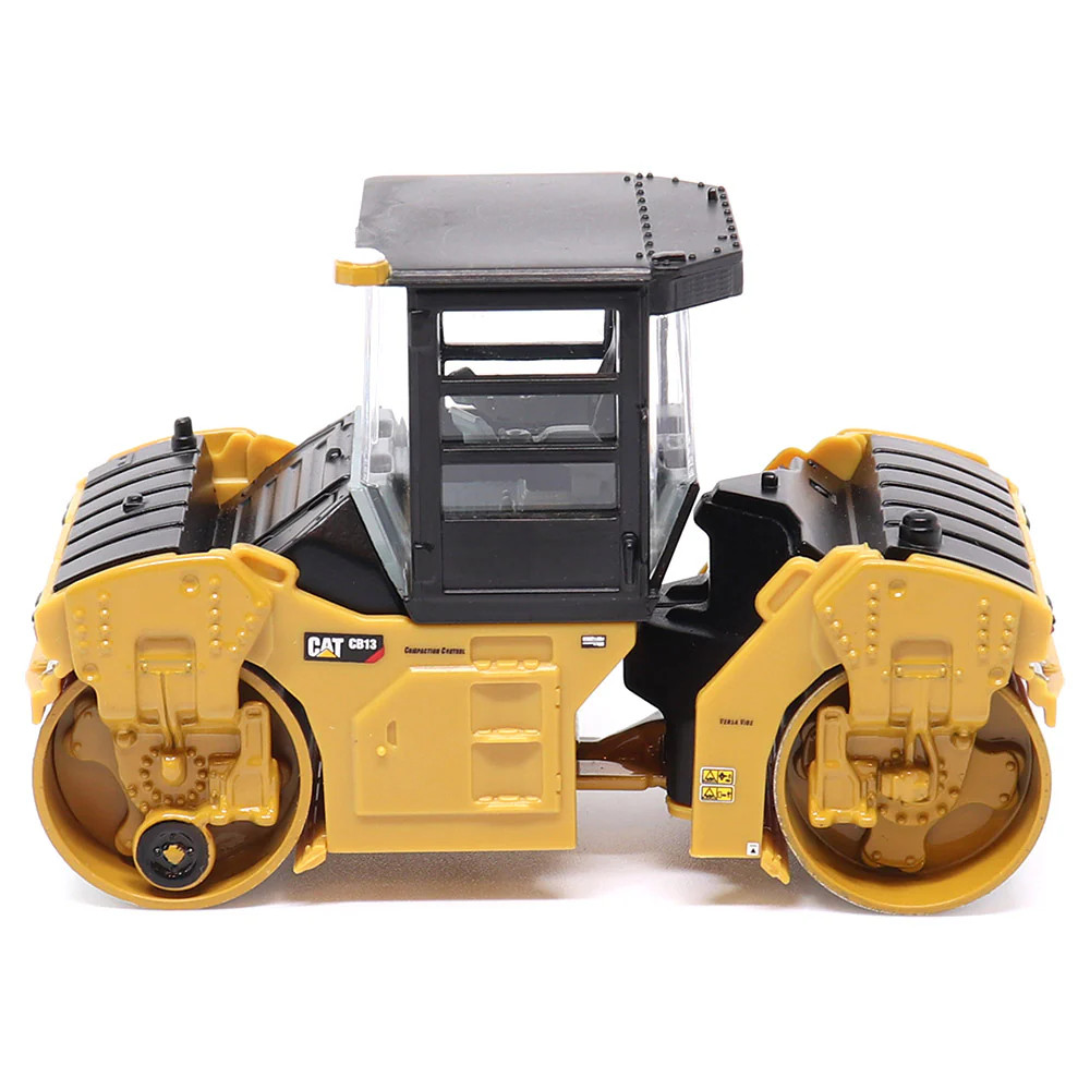 Caterpillar CB-13 Tandem Vibratory Roller Cab 1:64 Diecast #84641CS