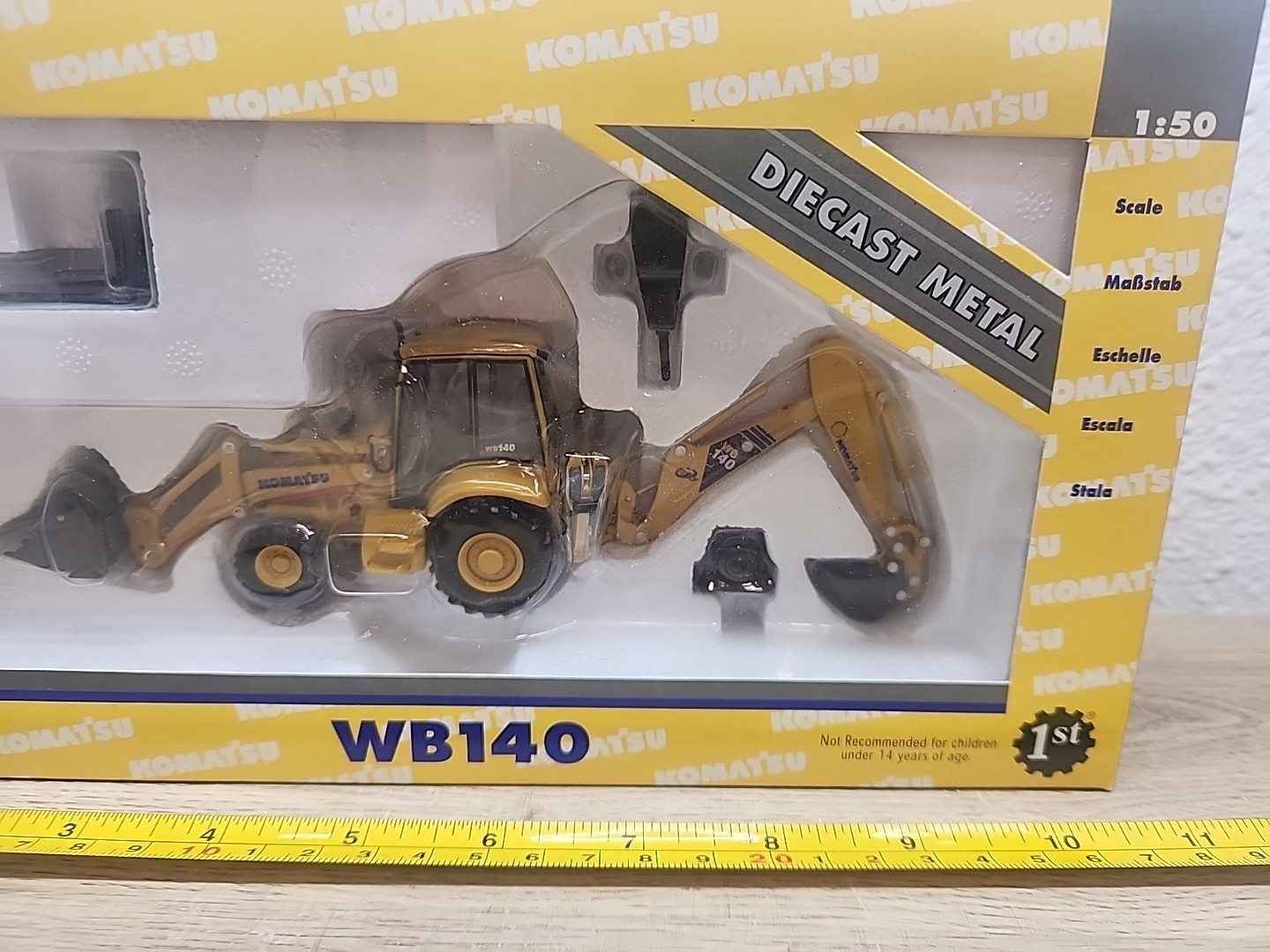 First Gear Komatsu WB140 Tractor Loader Backhoe 1/50 Scale Model 50-0193 In Box
