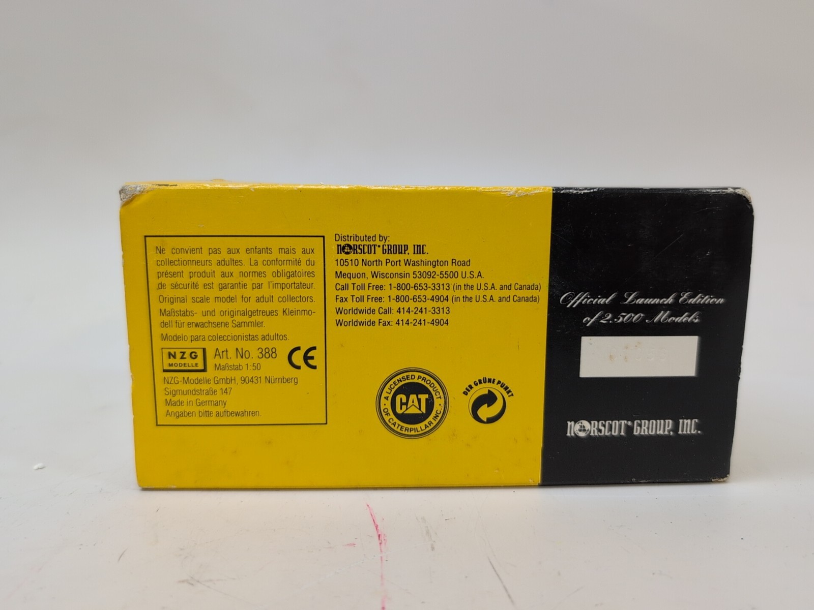 CATERPILLAR AP-1050 Asphalt Paver Launch Edition Asphalt Construction-388