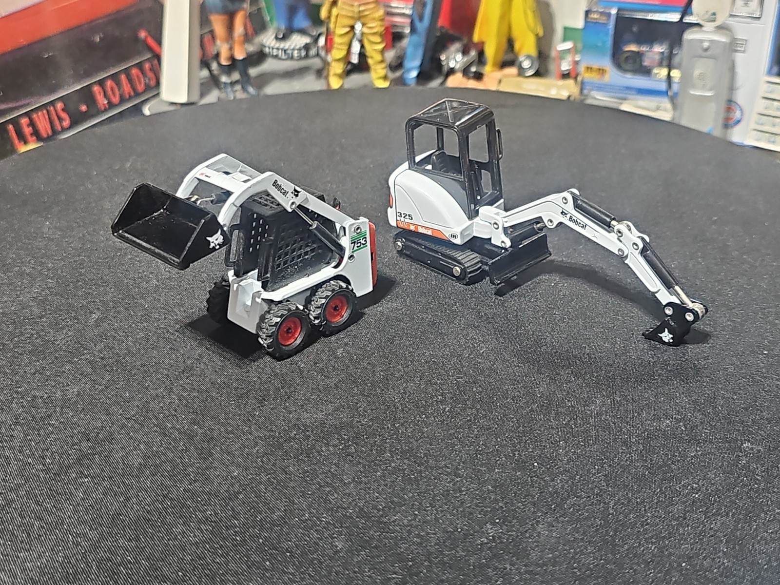 VINTAGE ERTL 1/50 Bobcat Lot OF 2 S753 Skid Steer Loader S325 Excavator NICE