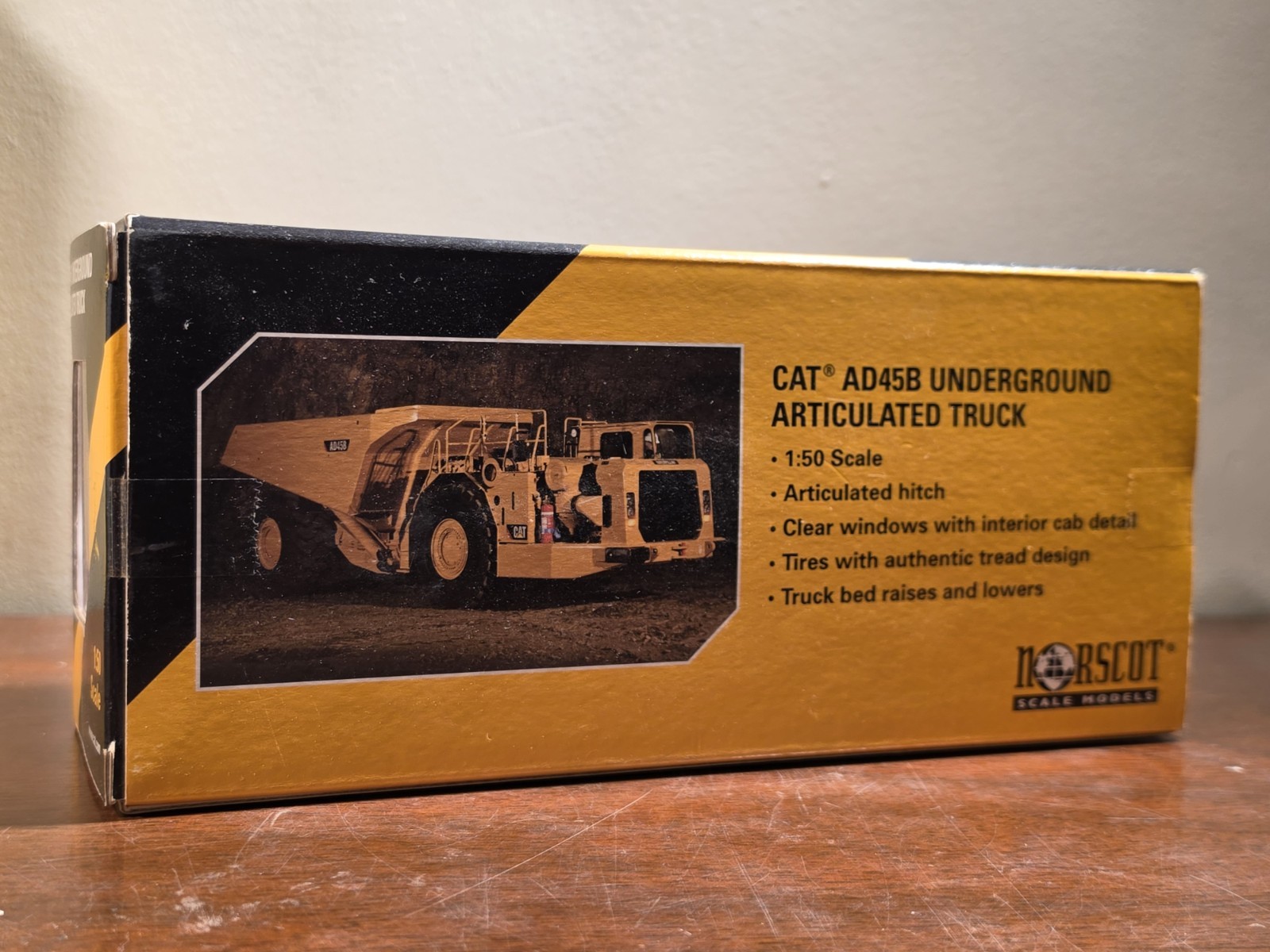 New! Norscot 55191 Caterpillar CAT AD45B Underground Articulated Dump Truck 1:50