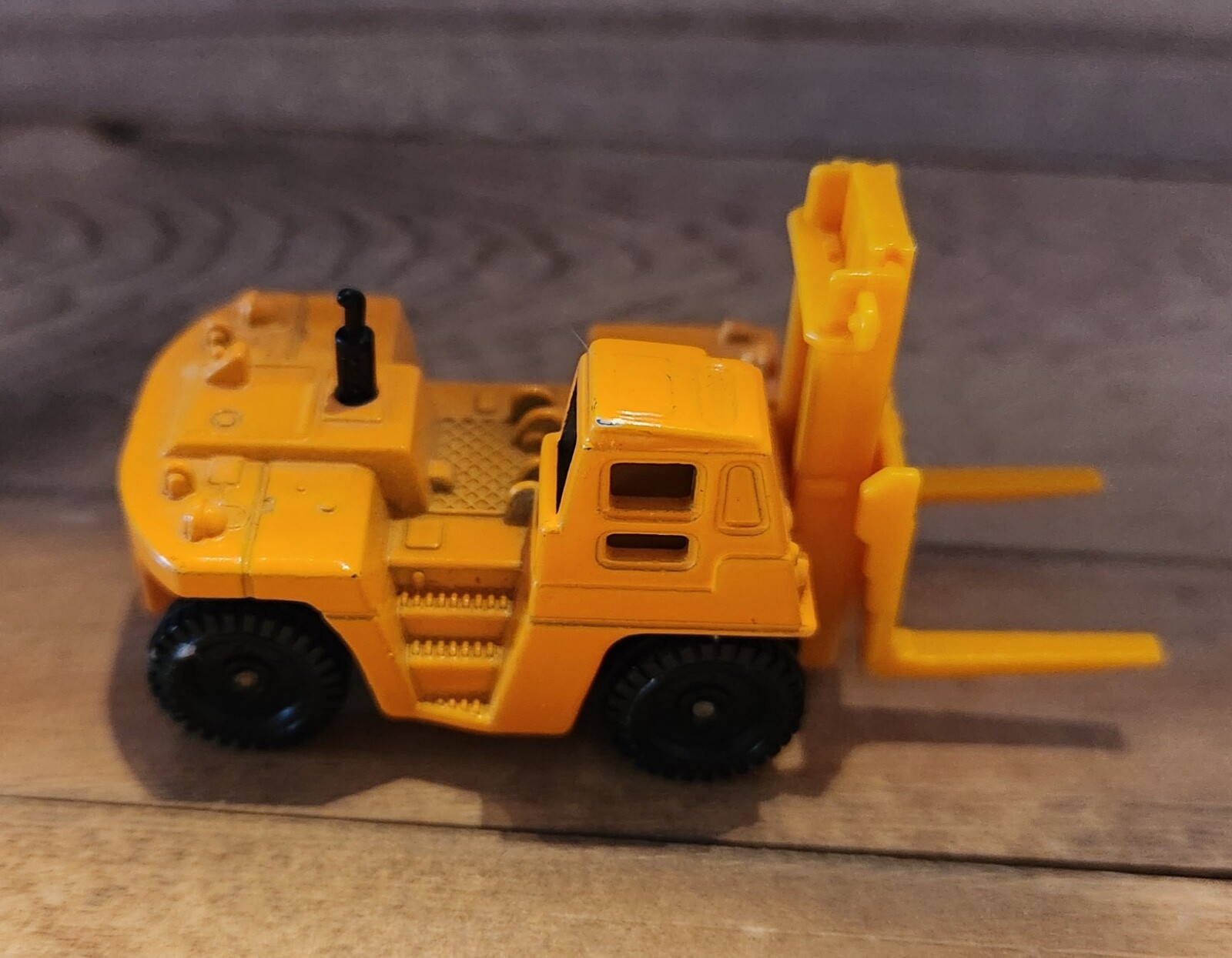 Vintage 1978 Tomica/TOMY~Toyota #12 Forklift Truck~FD200~1/120 Scale~JAPAN