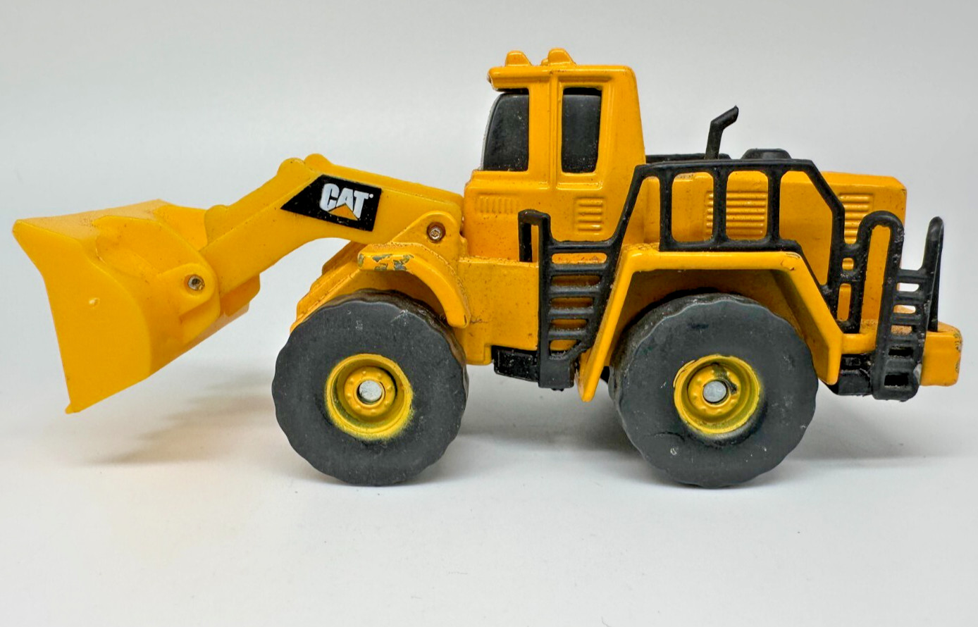 DOZER Funrise Cat Diecast Earthmover Loader 2019 Caterpillar Heavy Equipment 4”