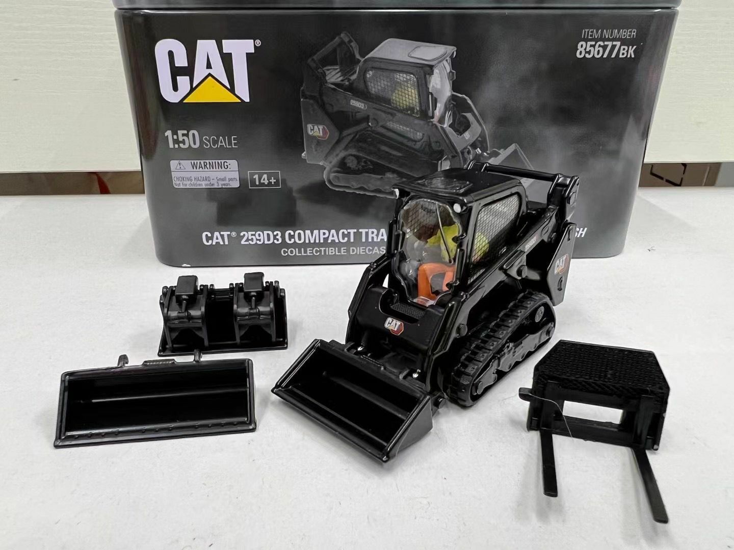 1/50 DieCast Masters Cat 259D3 Compact Track Loader Black Toy Gifts 85677BK