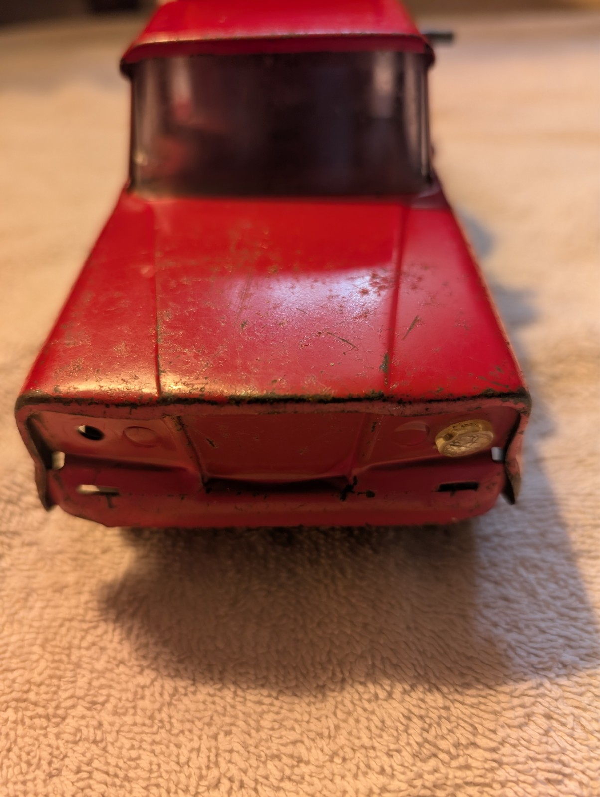 Vintage 1960s Red Tonka 9″ Pressed Steel Cement Mixer with Working Drum