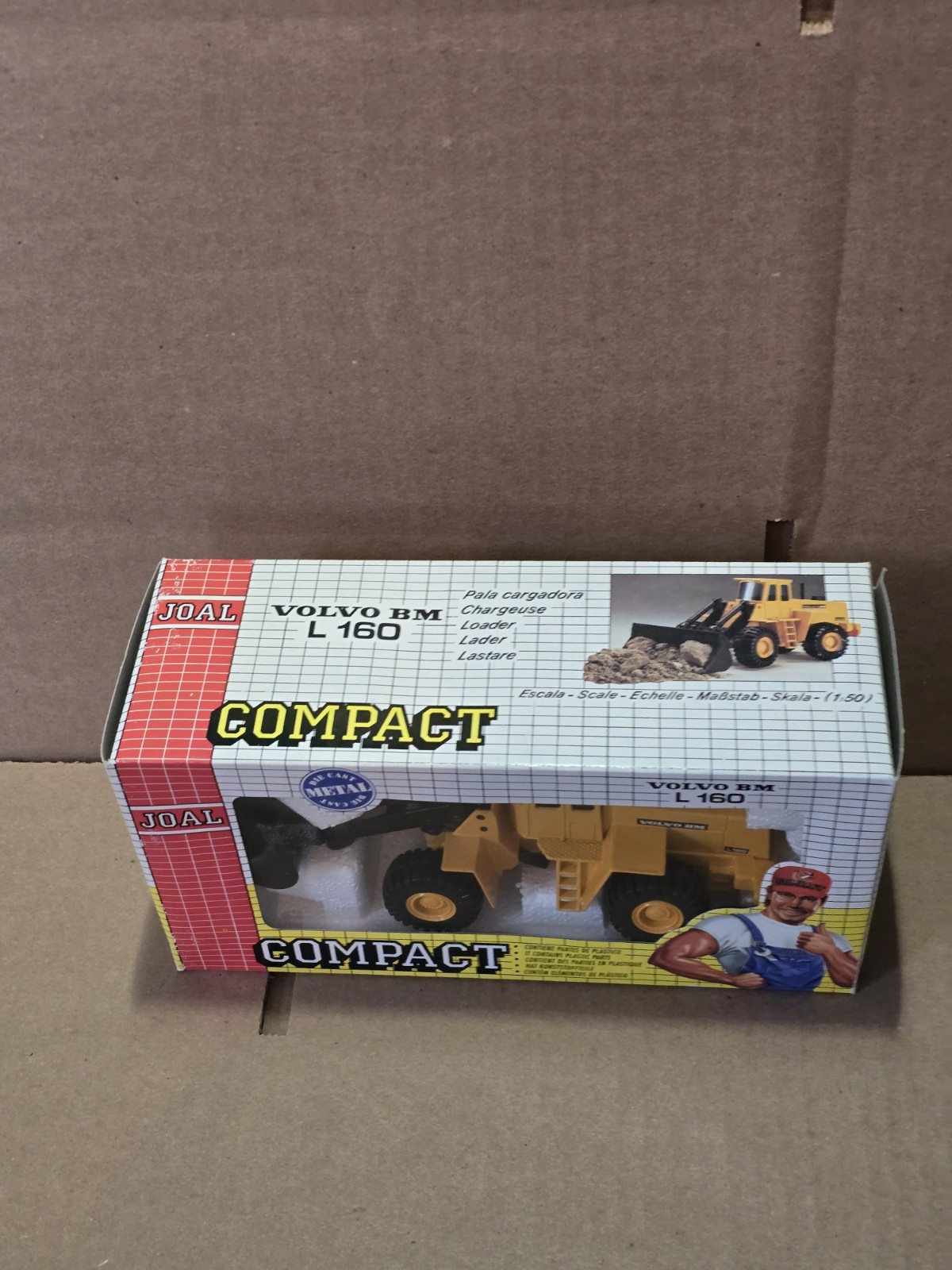 JOAL 227 Volvo BM L160 Wheel Loader 1:50 Scale