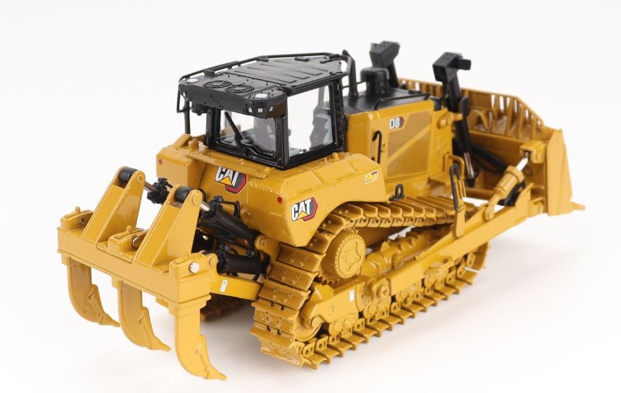 DIECAST MASTERS – Construction Equipment – CATERPILLAR D8 – 1/50 – DCM85757