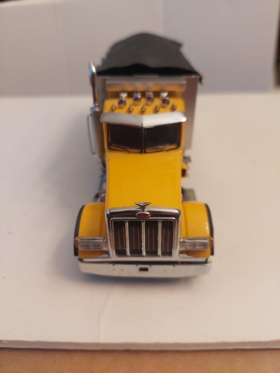 Sword Precision Scale Models East Genesis Dump Peterbilt 357 Die-Cast 1:50 Scale