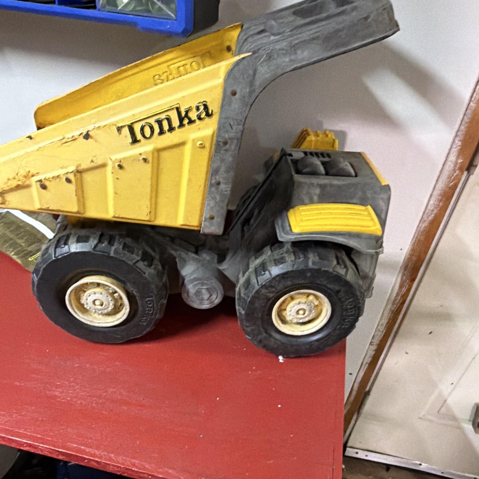 Tonka Mighty Tonka Dump Truck 1971 MPN 473 Pressed Steel Yellow/Gray Vintage