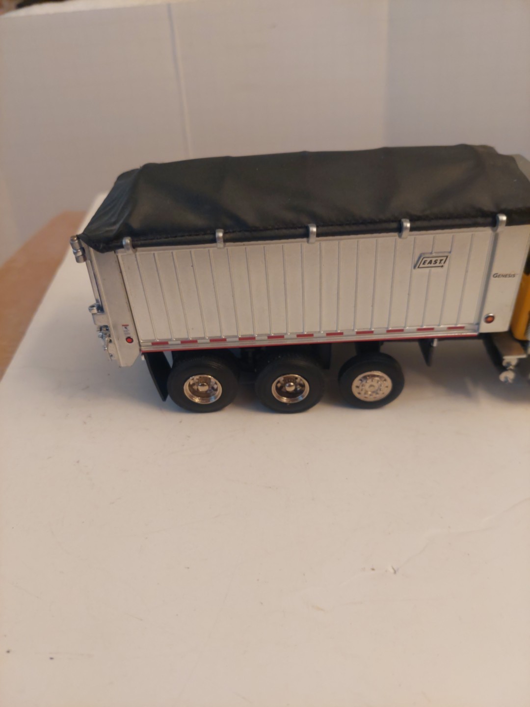 Sword Precision Scale Models East Genesis Dump Peterbilt 357 Die-Cast 1:50 Scale