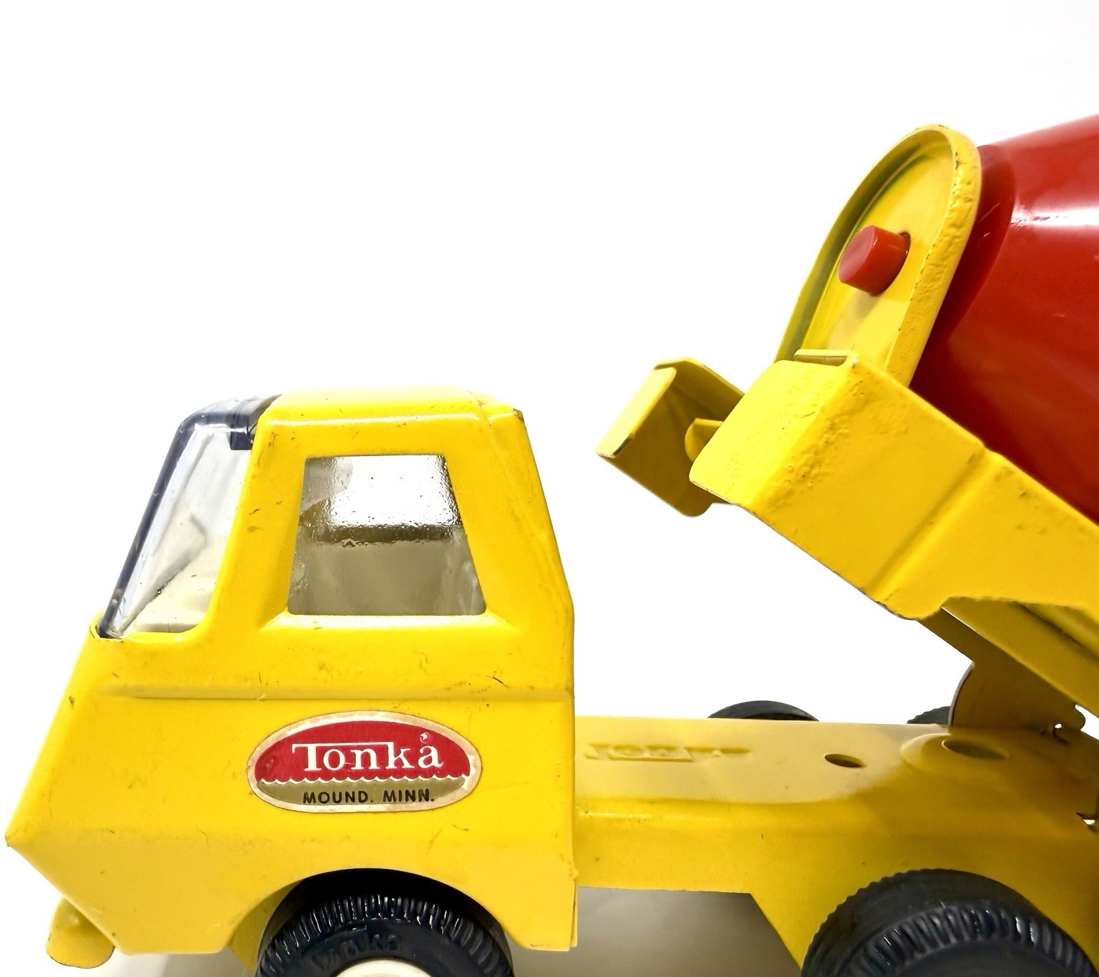 Vintage Tonka Mighty Cement Mixer Truck Yellow Red Pressed Steel Mound Minn USA
