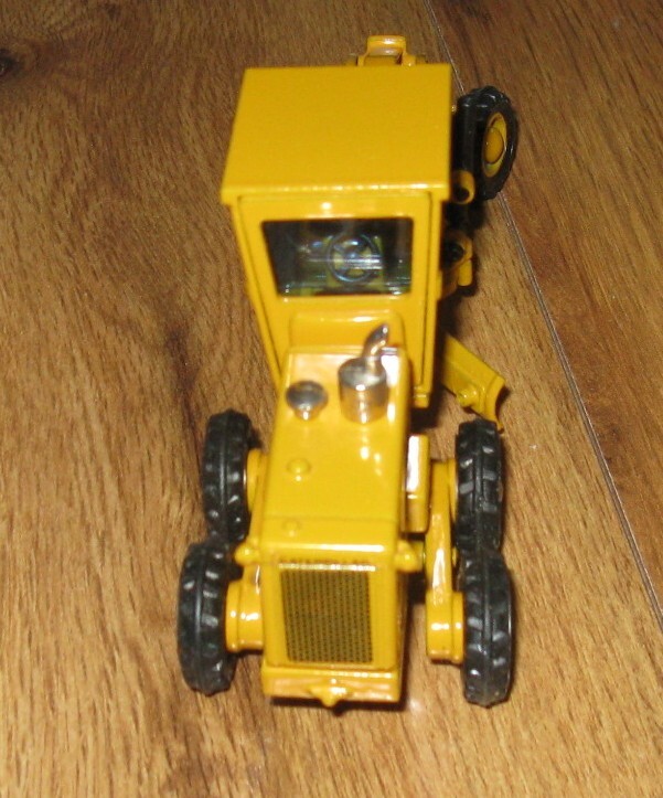 Vintage JOAL No.217 CAT Caterpillar 12G Road Grader 1/50 Die Cast Model in Box
