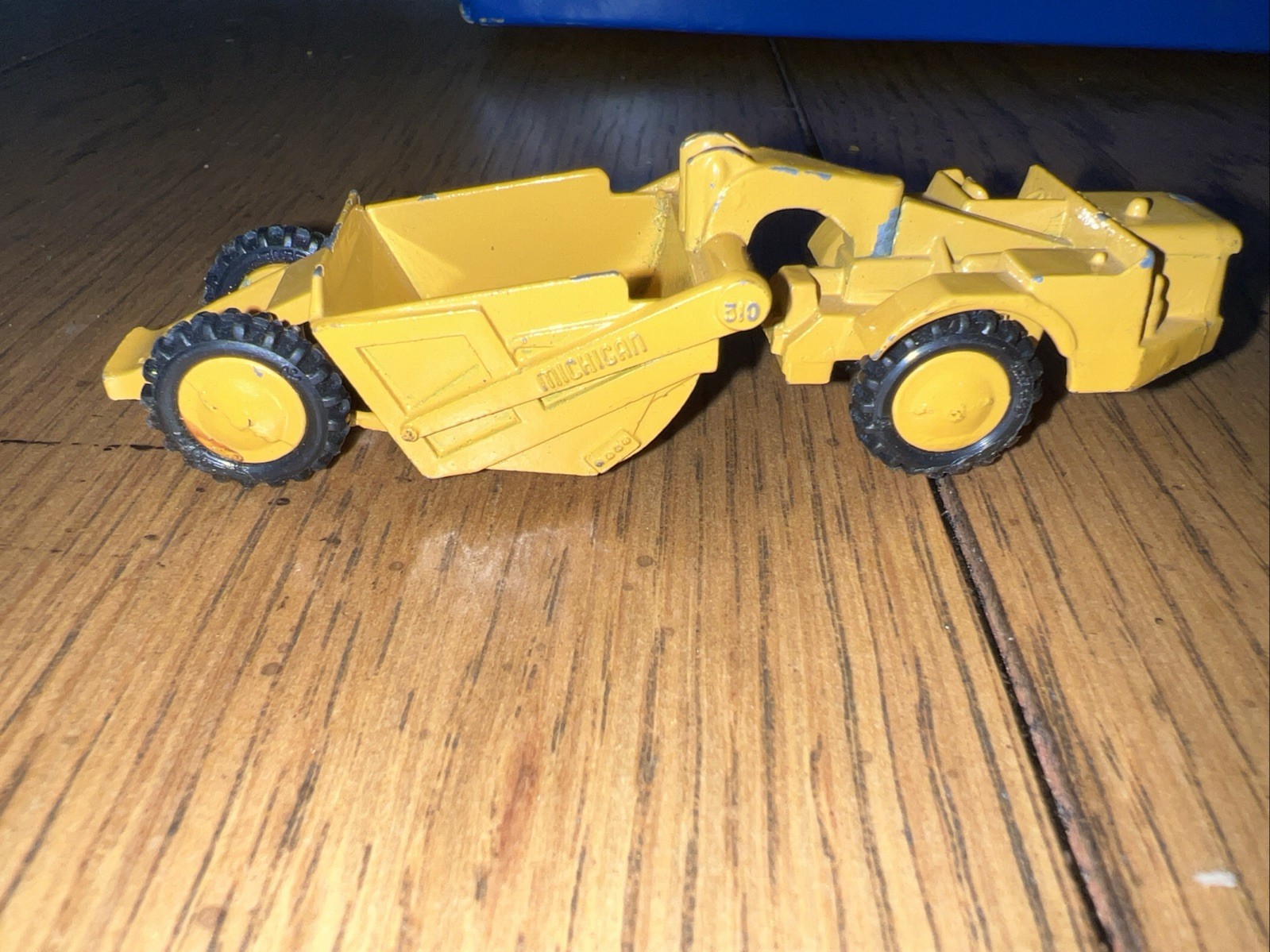 Mercury made USA Lit’l Toys No. 8:69 Euclid Michigan 310 Scraper, YELLOW, VGC
