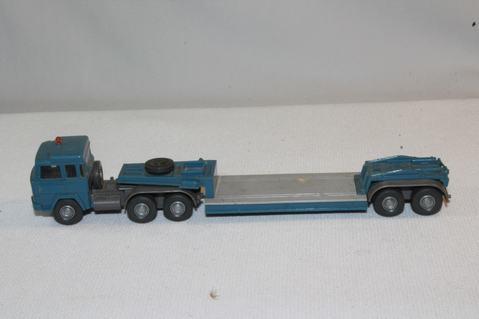 Wiking Magirus Heavy Equipment Hauler