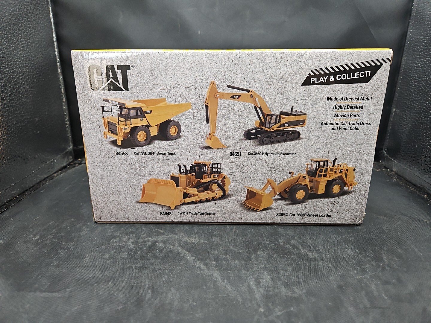 CAT Caterpillar 988H Wheel Loader 1:64 Diecast Model – Diecast Masters – 85698B