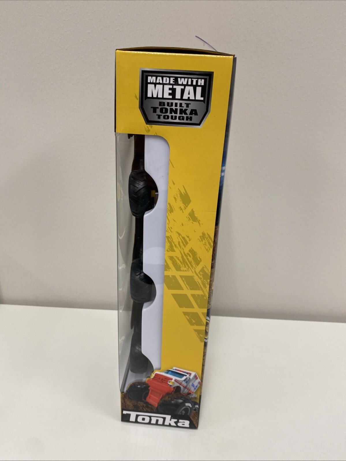 Tonka Truck Monster Metal Movers 3-Pack Garbage & Dump Truck Ambulance C1 New