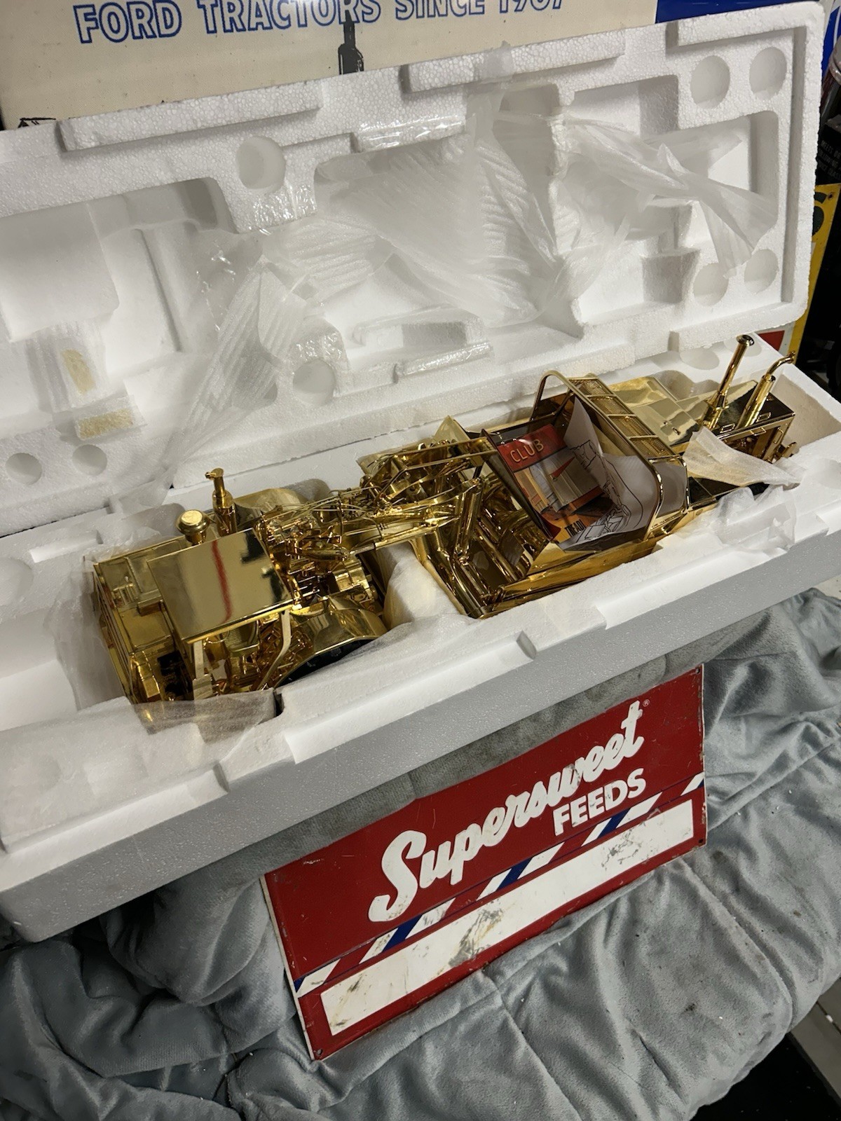 International IH 433 Pay Scraper – Gold First Gear 1:25 Scale Model New
