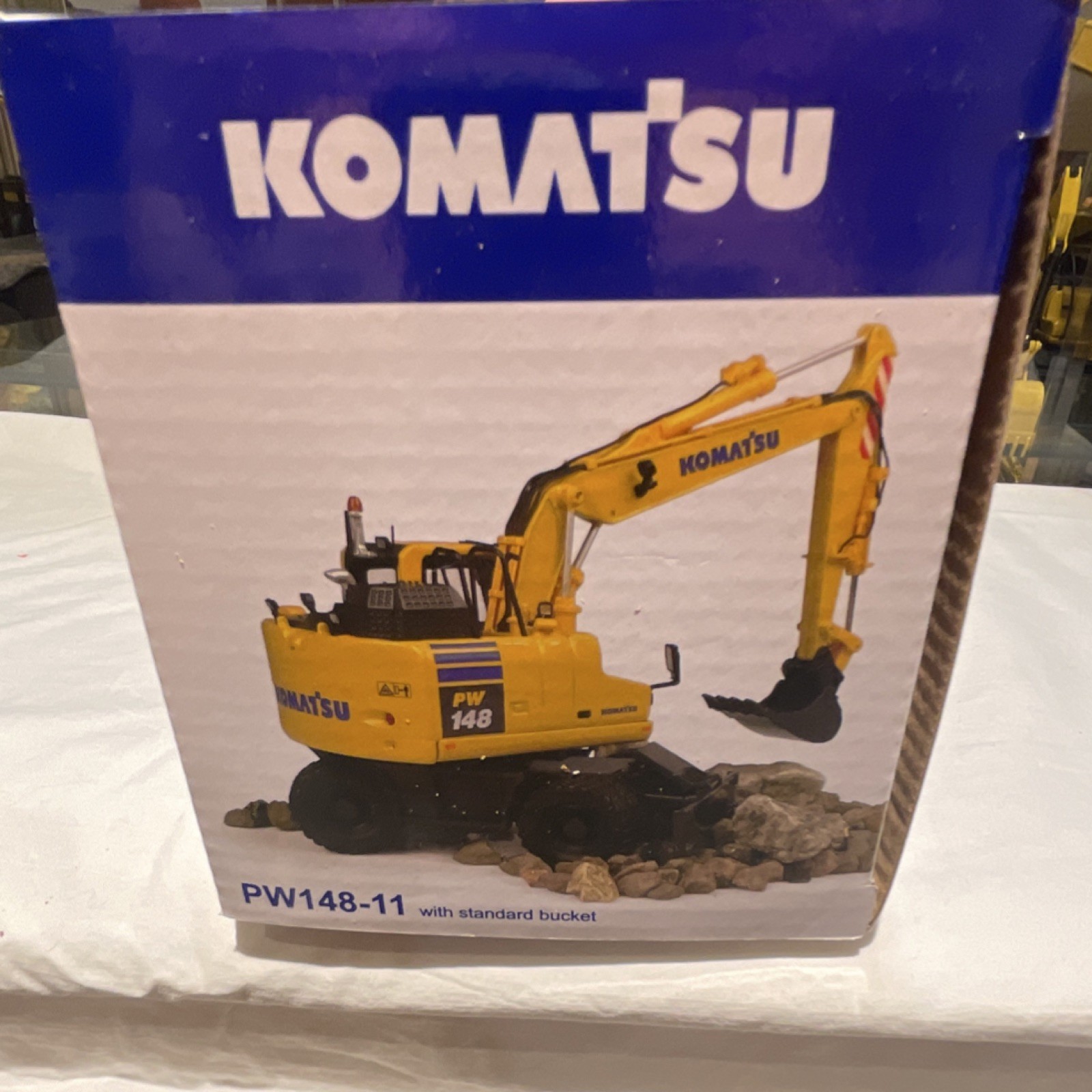 Komatsu PW148-11 Excavator Diecast Model 1:50 Scale Yellow Black Unopened Box