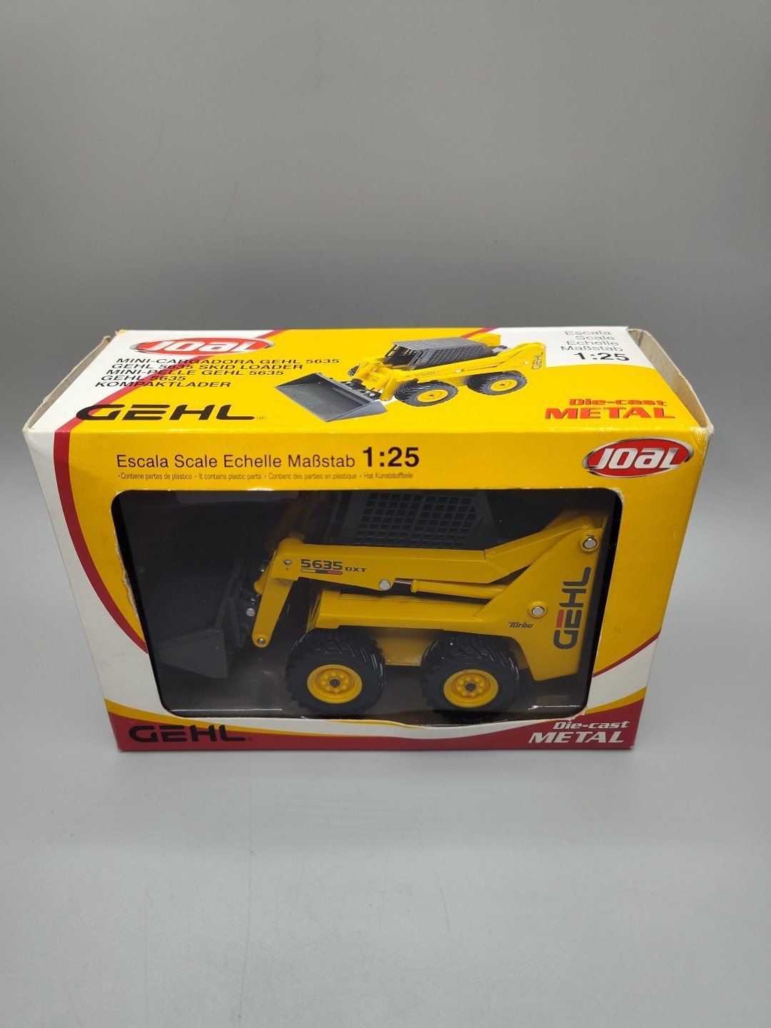 JOAL Gehl 5635 Skid Loader 1/25 Diecast Model NIB