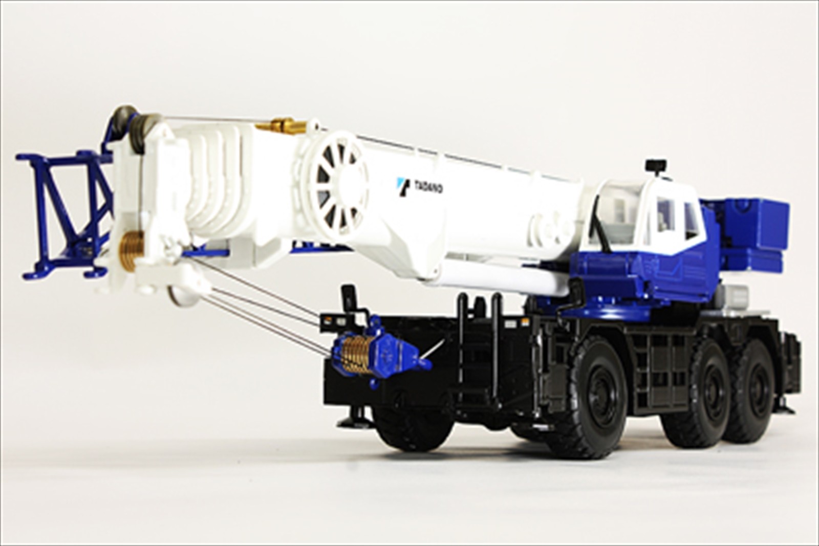 Offical 1/50 Tadano GR1600XL/1450EX Rough Terrain Crane Diecast model From Japan