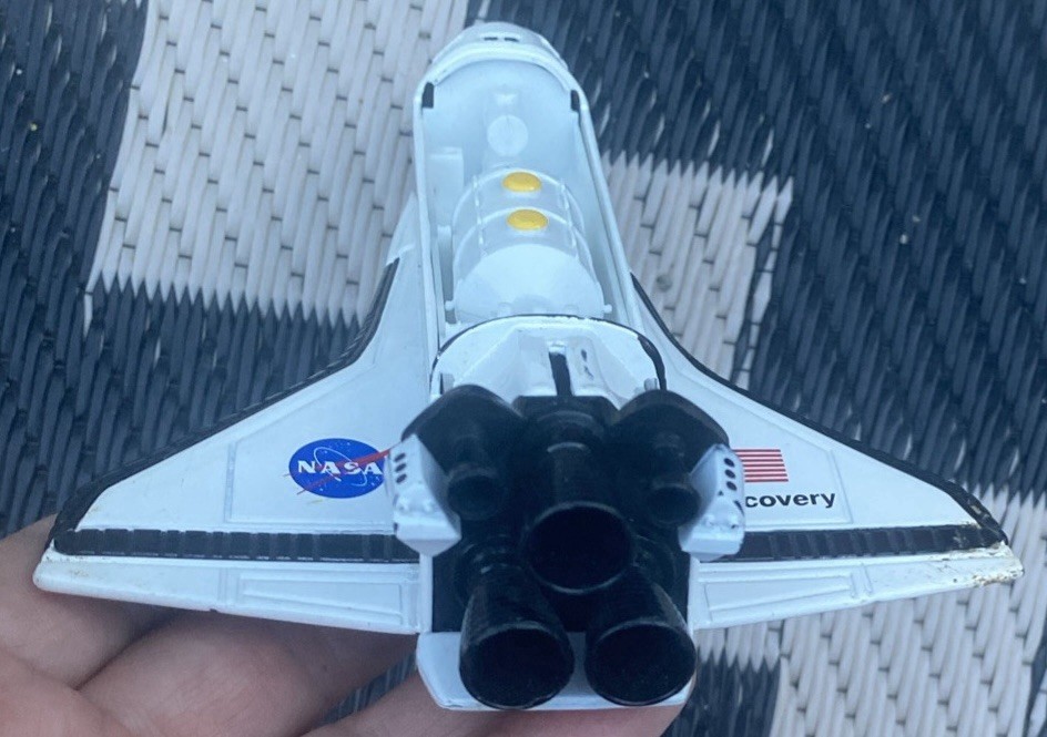 REALTOY United States Space Shuttle NASA Discovery 7×5” Mini 3.5×3” Lot 2 Read
