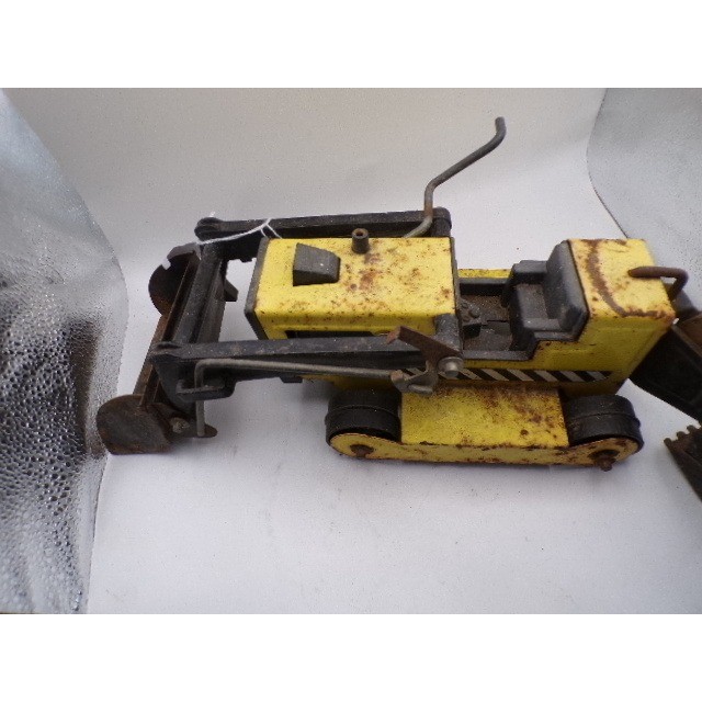 Vintage Yellow Pressed Steel Construction Toy Excavator Tractor Crawler