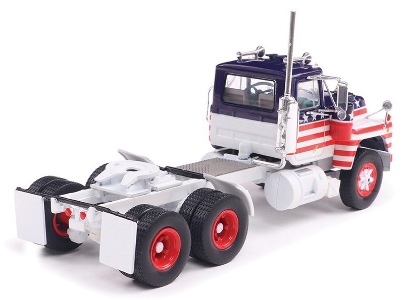 IXO TR001 Mack 1966 R Series in Red, White, and Blue 1/43 O Scale Diecast MIB