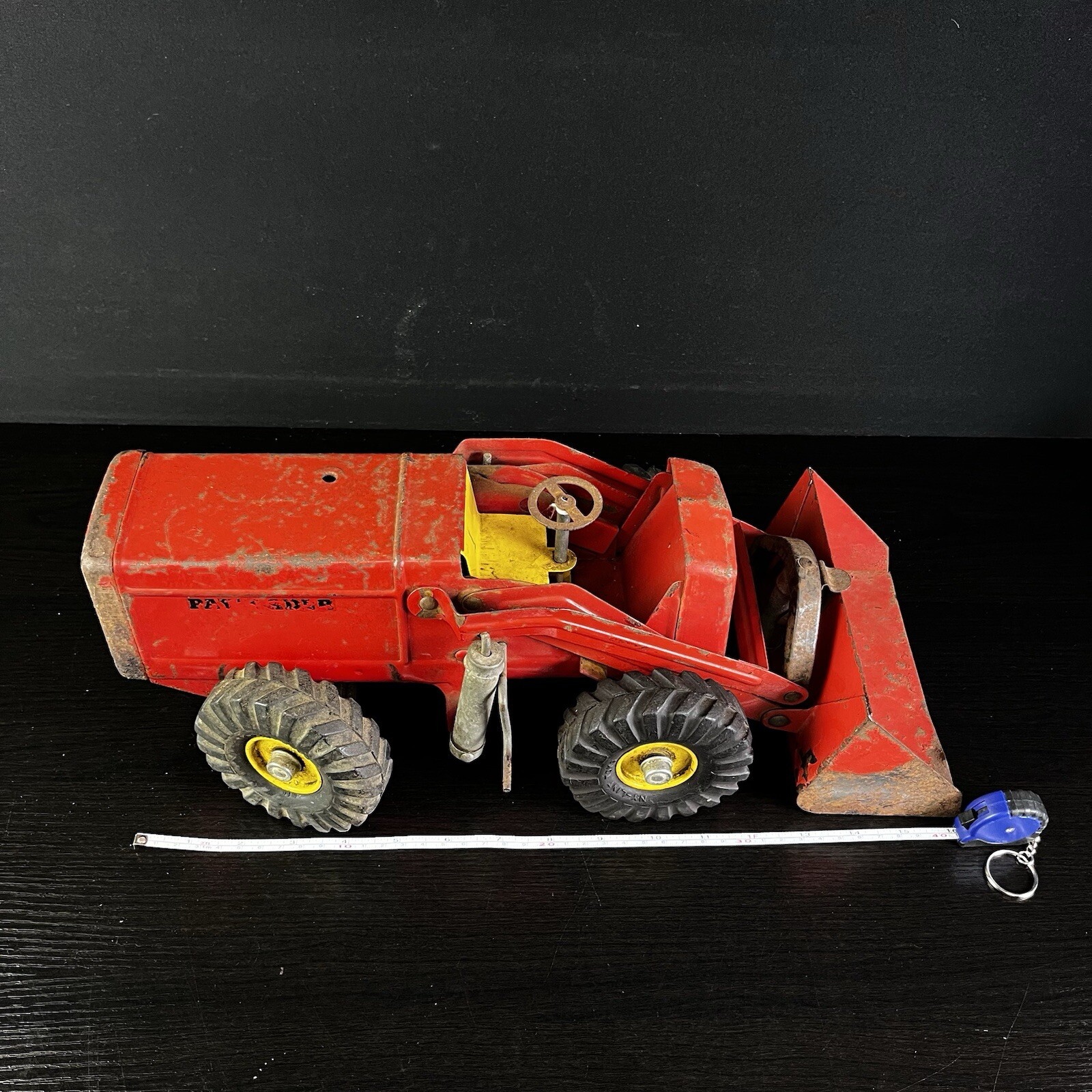 Vintage 1950’s Nylint Road construction Red Hough Payloader 17”