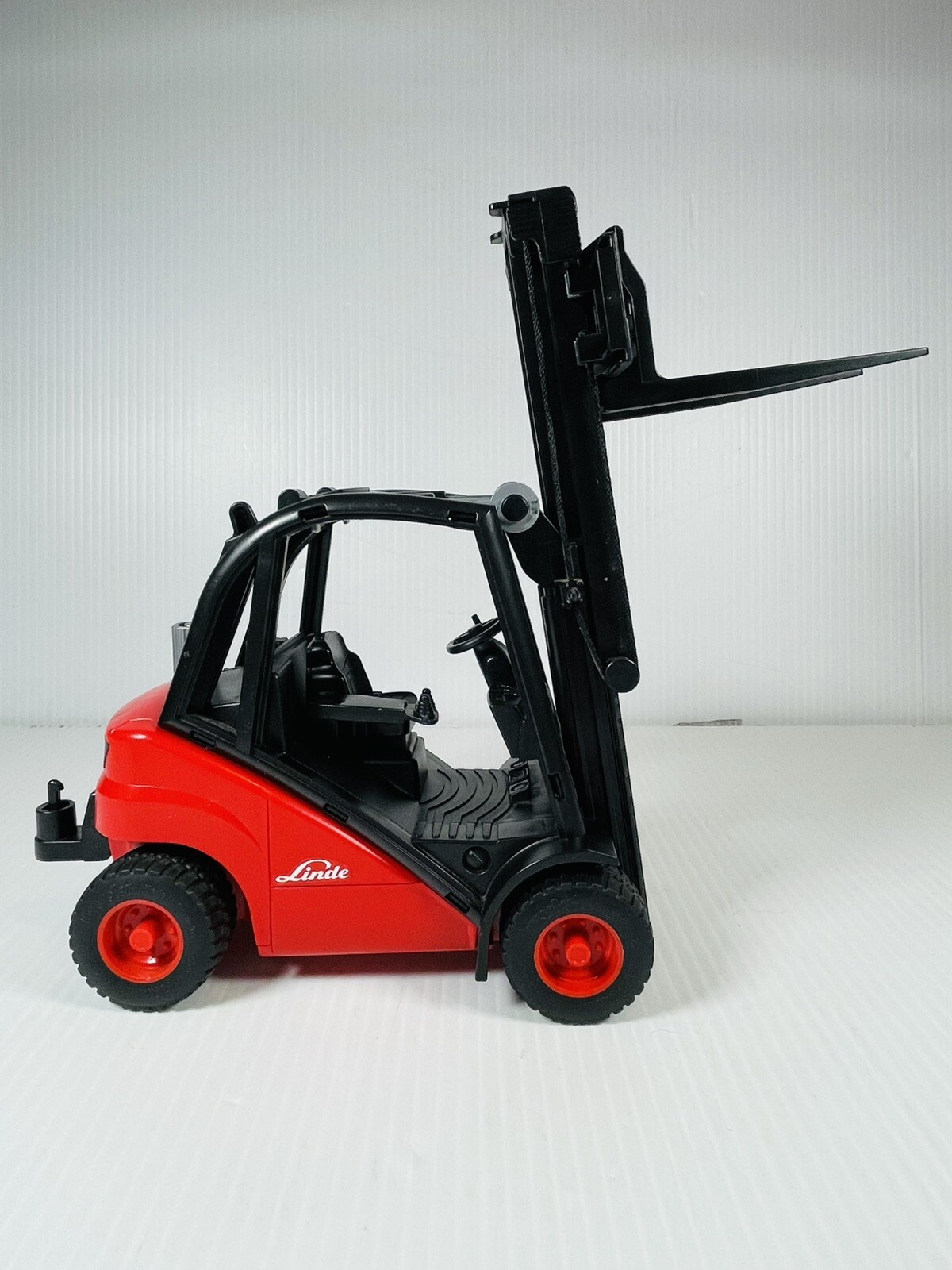 2004 Bruder Linde Forklift Construction Toy 1287/01 H30 Germany Working