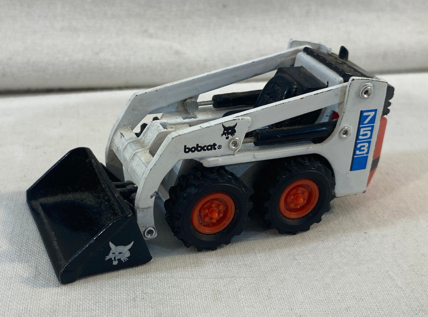 Toy Bobcat 753 Diecast Skid Steer Loader 1:50 Scale EUC