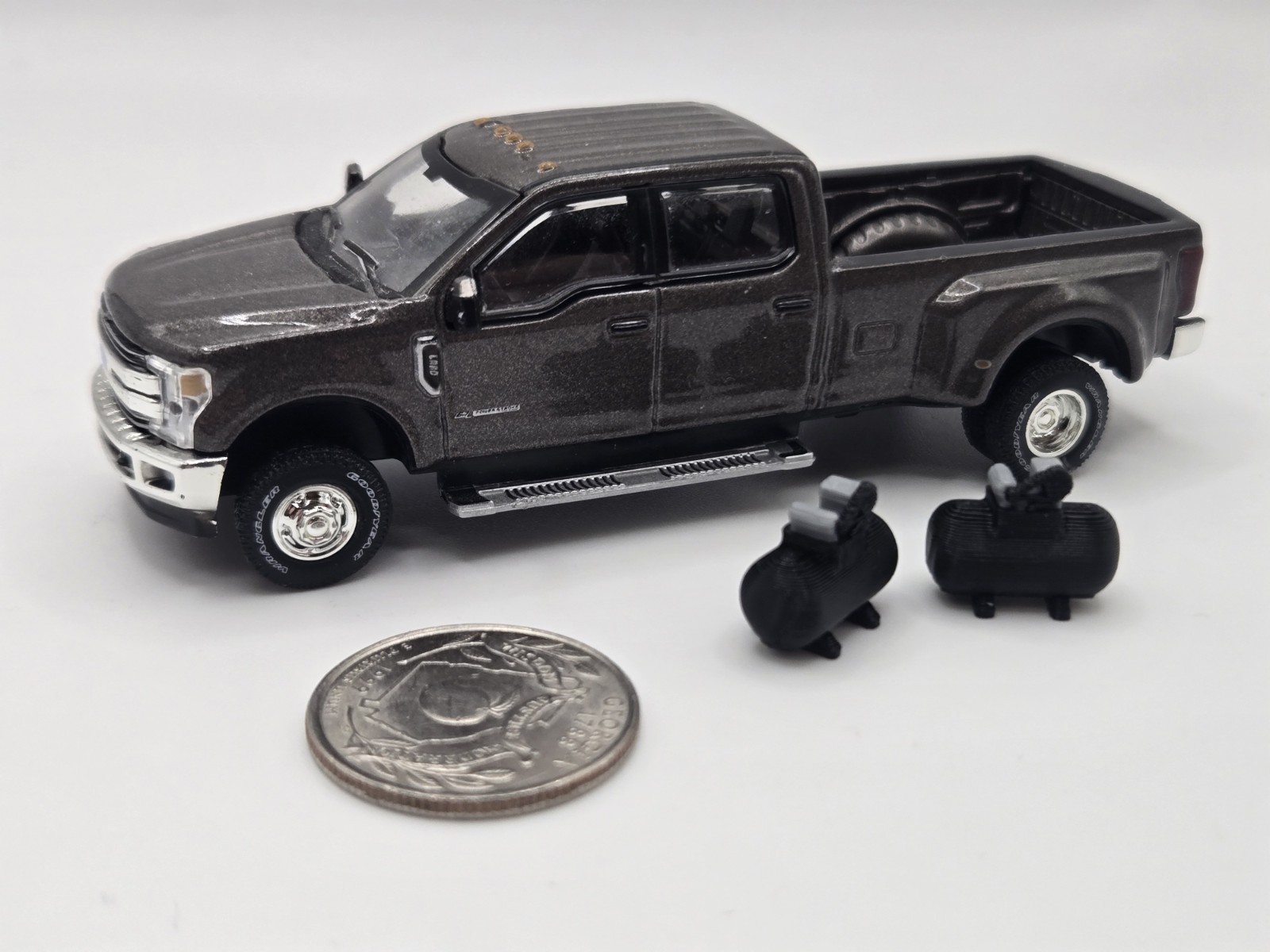 1/64 Scale Small Shop Compressor *2 Pack* in Black