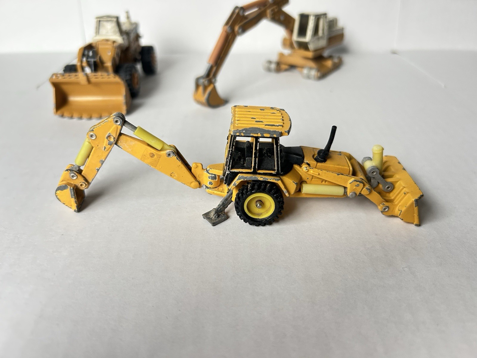 ERTL Co. – Construction Equip. Vehicles – Lot of 3 – Die Cast 1:64 – Pre Owned