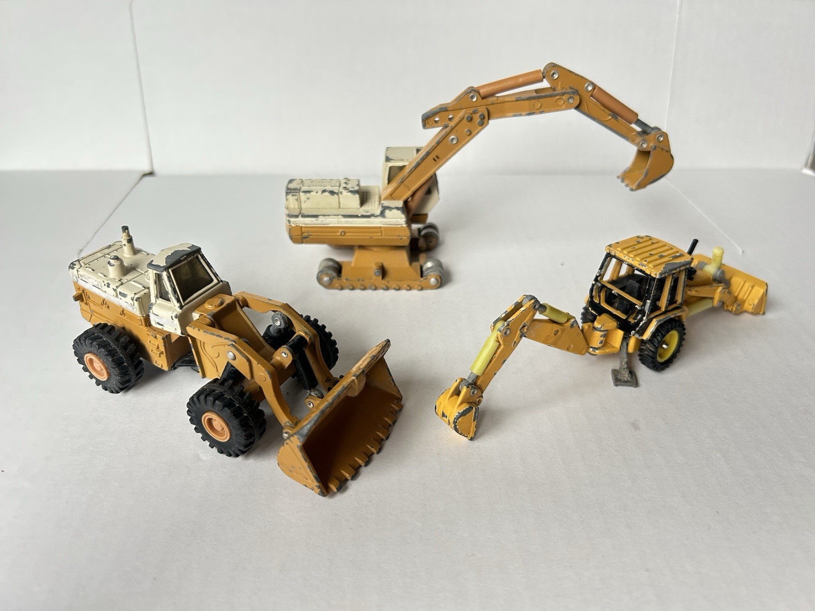ERTL Co. – Construction Equip. Vehicles – Lot of 3 – Die Cast 1:64 – Pre Owned