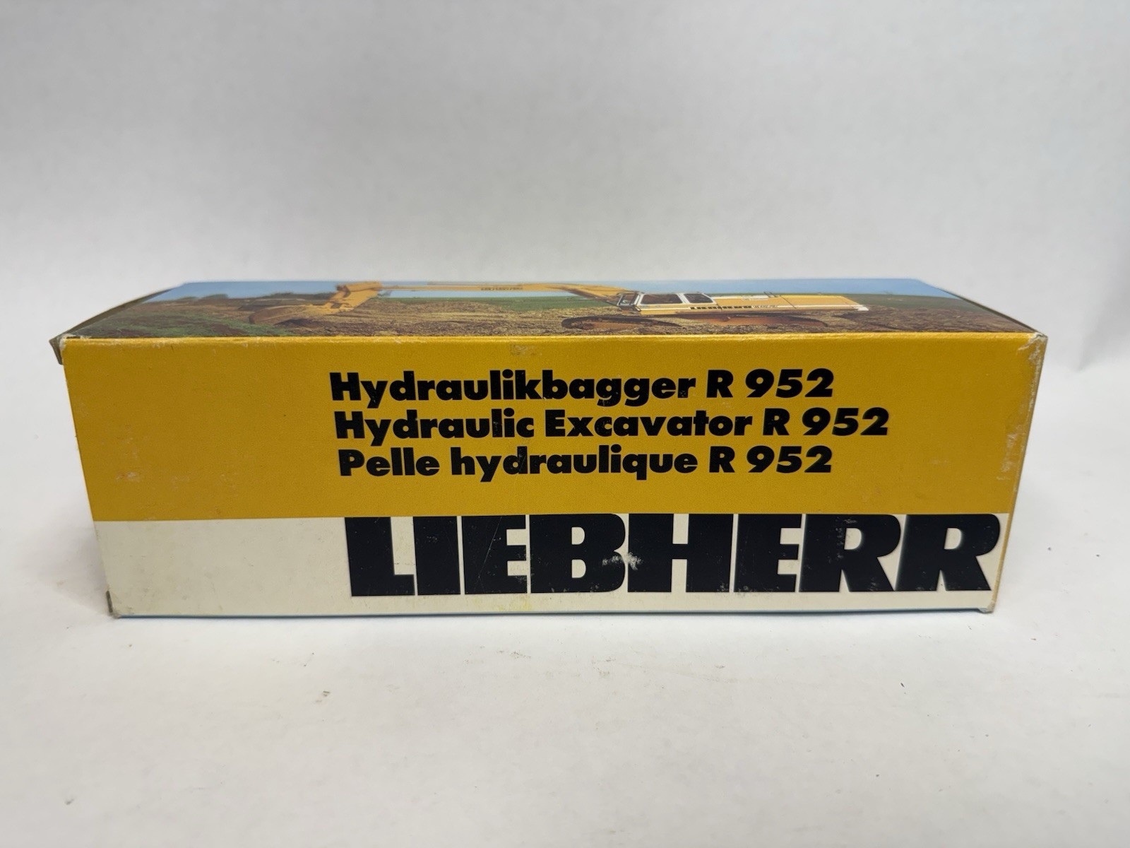 Conrad Liebherr R952 Hydraulic Excavator Diecast Model 1:50 W. Germany w/ Box C4