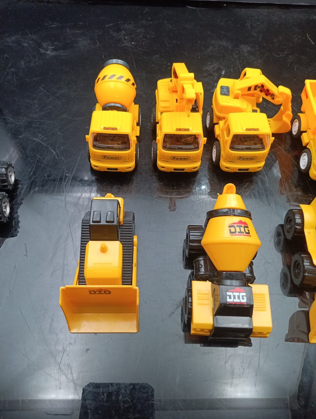 Lot Of 7 Mixed Plastic Kids Toy Construction Vehicles Free Shipping! T2641