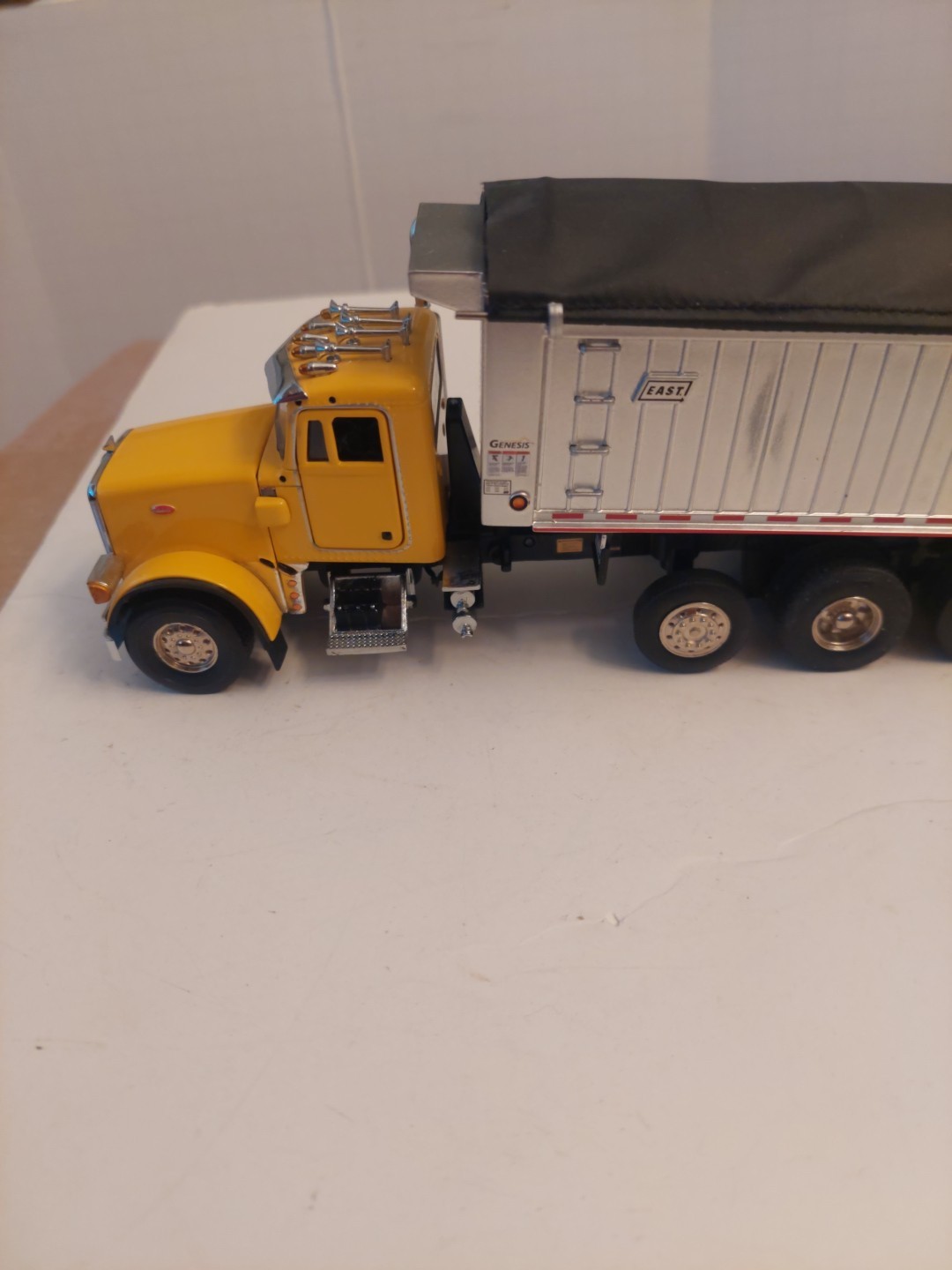 Sword Precision Scale Models East Genesis Dump Peterbilt 357 Die-Cast 1:50 Scale