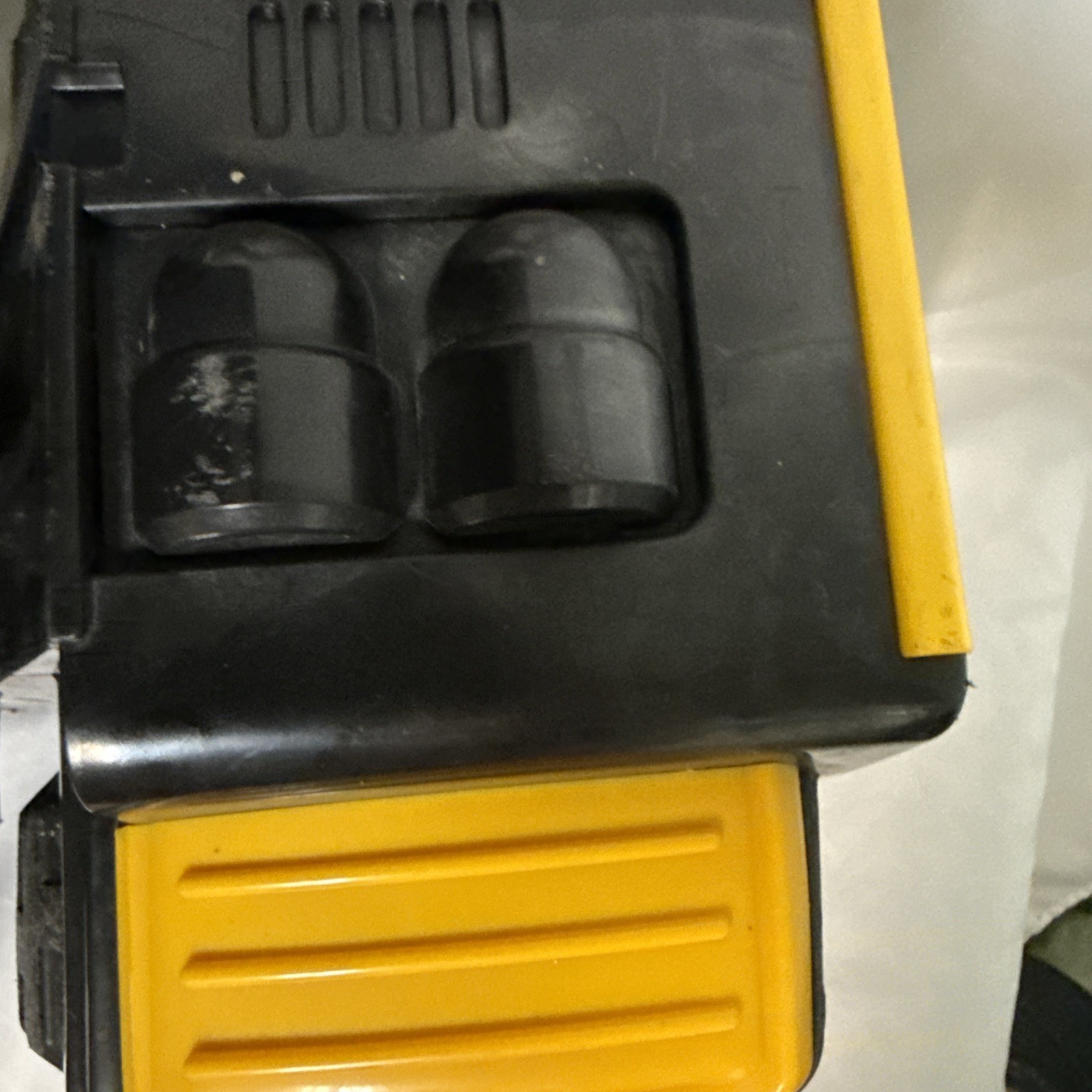 Tonka 90667 Toughest Mighty Dump Truck – Yellow