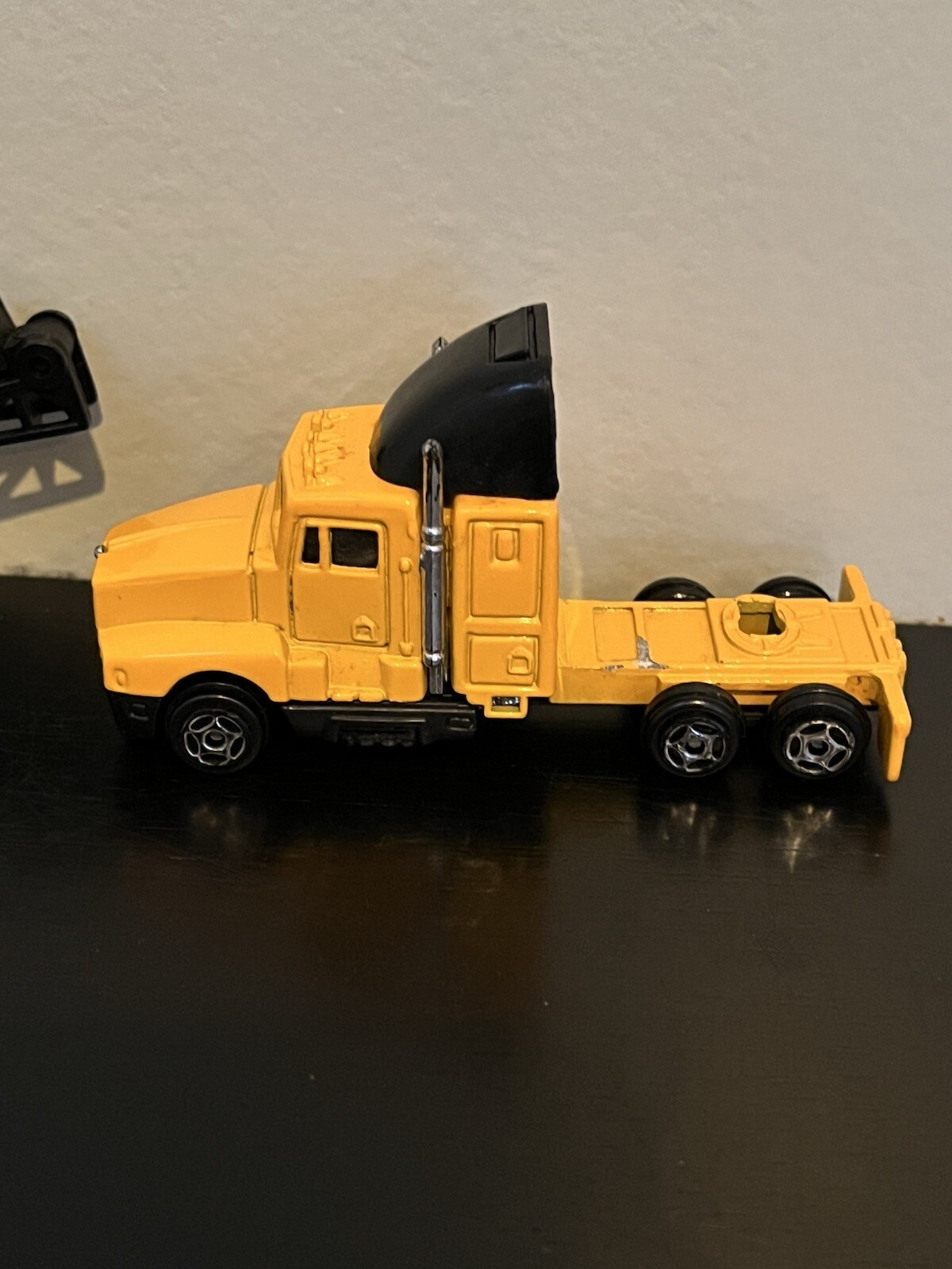 Construction Vehicle Lot Of 10 – Diecast Cement Truck Loader Digger Crane Toy