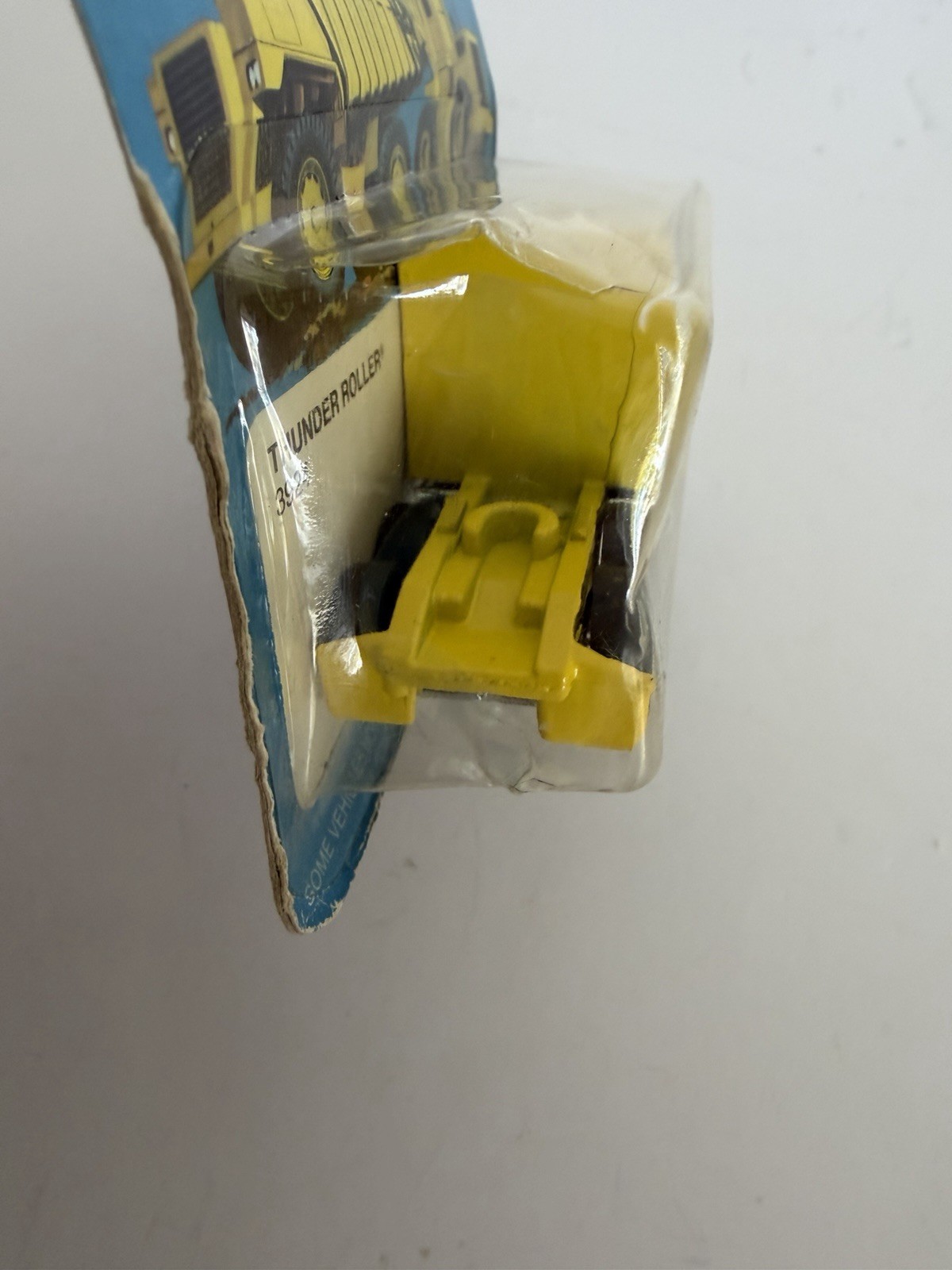Hot Wheels Workhorses Thunder Roller 3924 Yellow Diecast Vehicle 1979